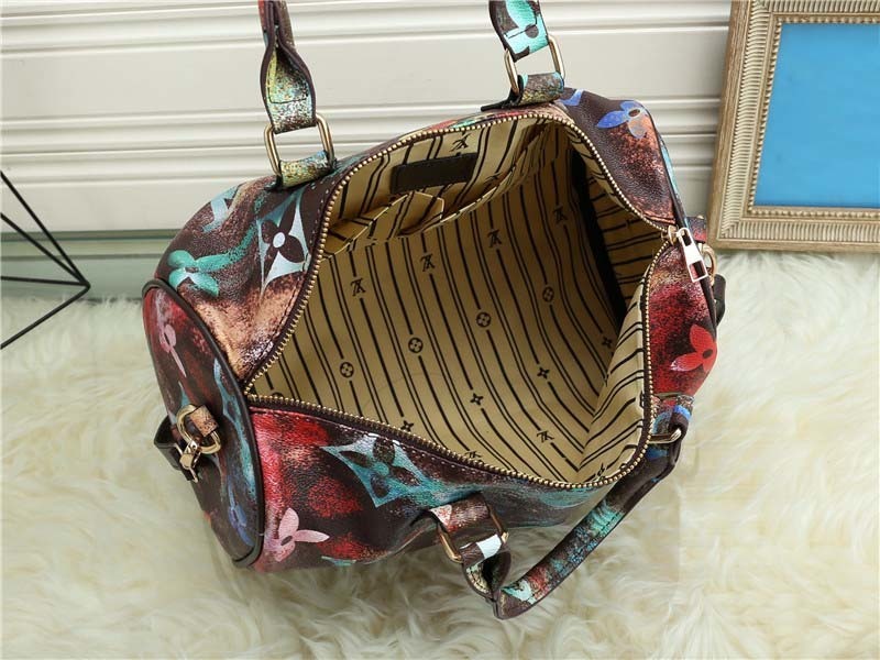 $44-LDN-284 LV gallery