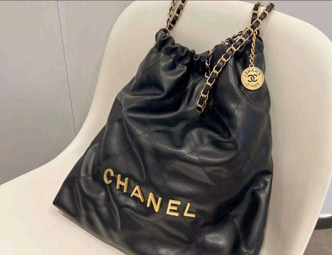 $44-LDN-345 CHA gallery