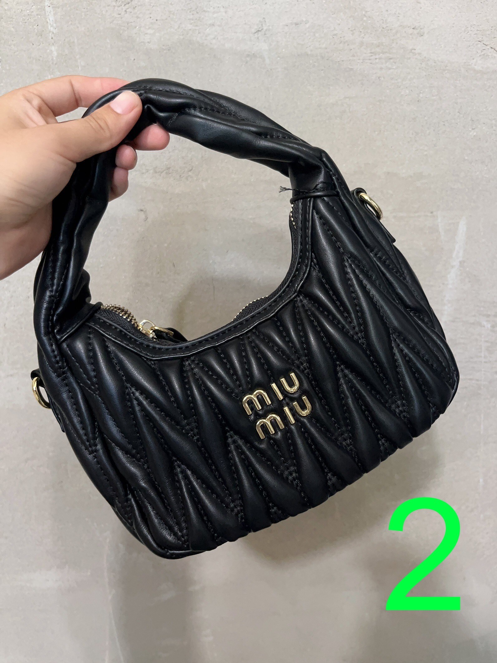 $44.9-LDN-818 miumiu gallery
