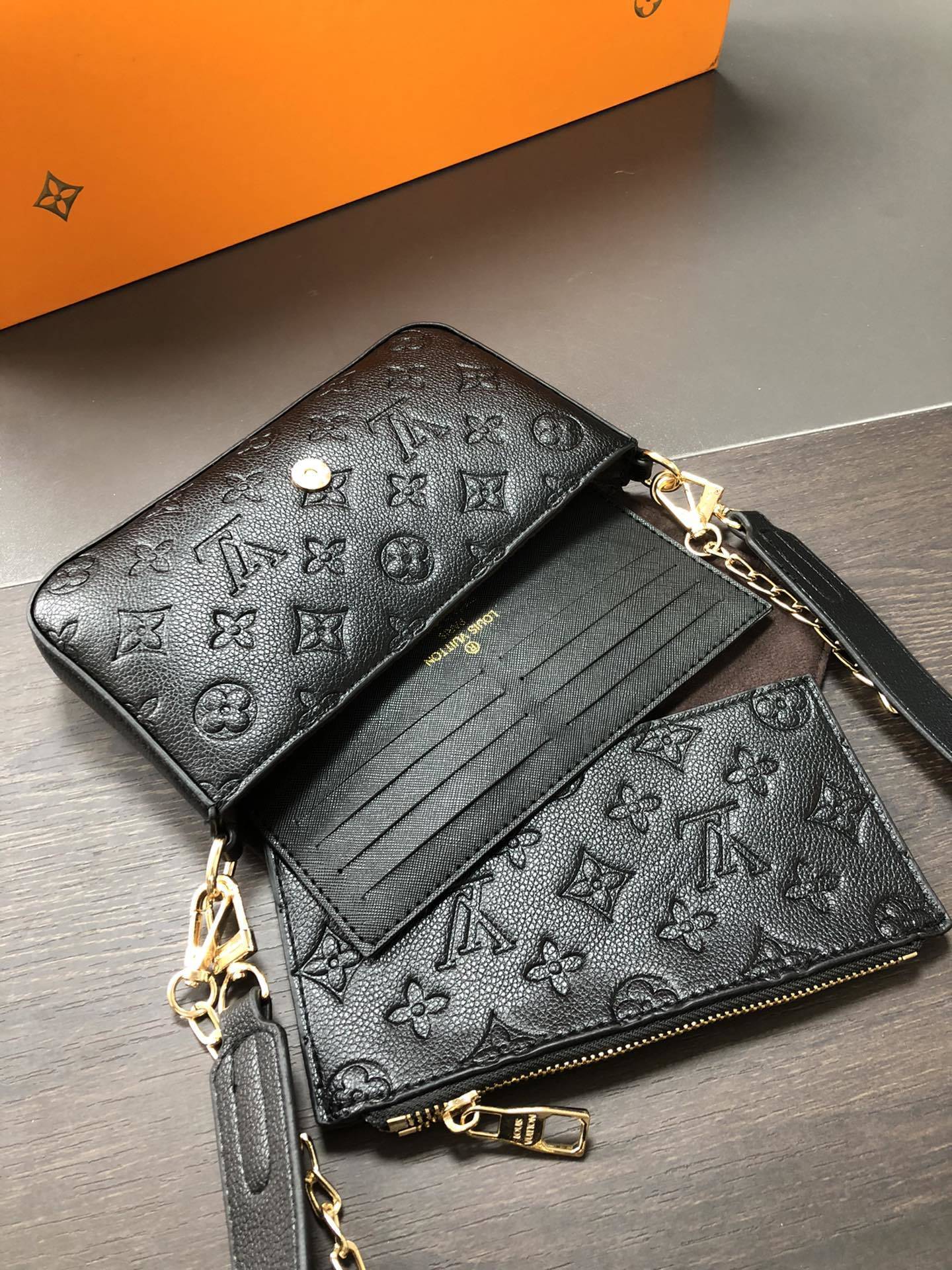 $45-LDN-302 LV gallery