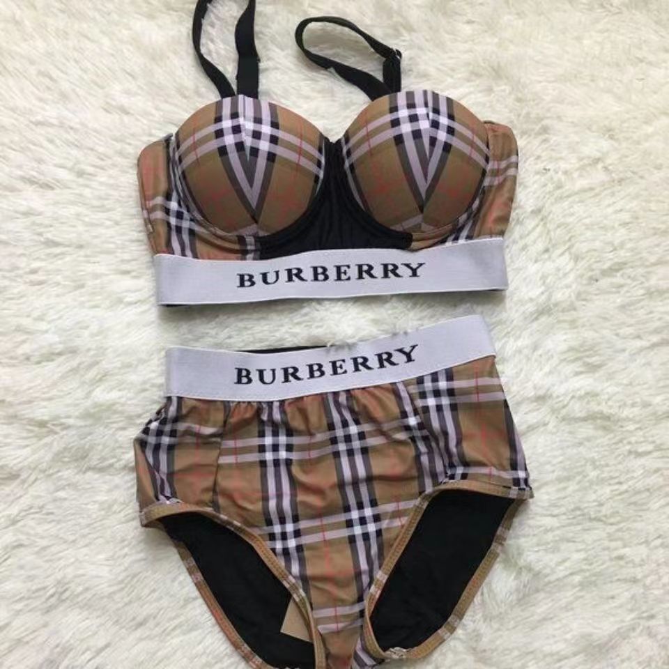 $46-LDN-695 BURBE gallery