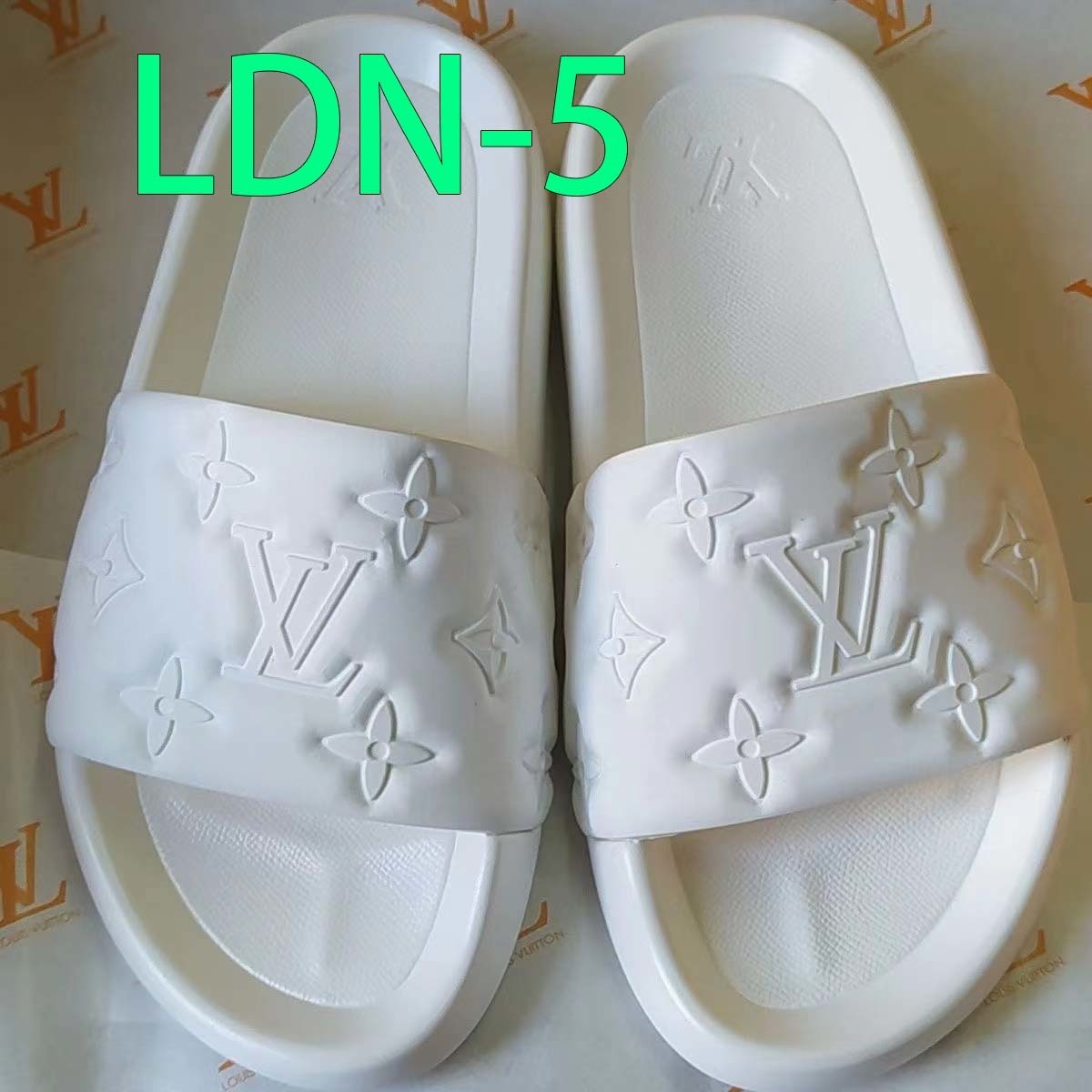 $46.98-LDN-716 LV gallery