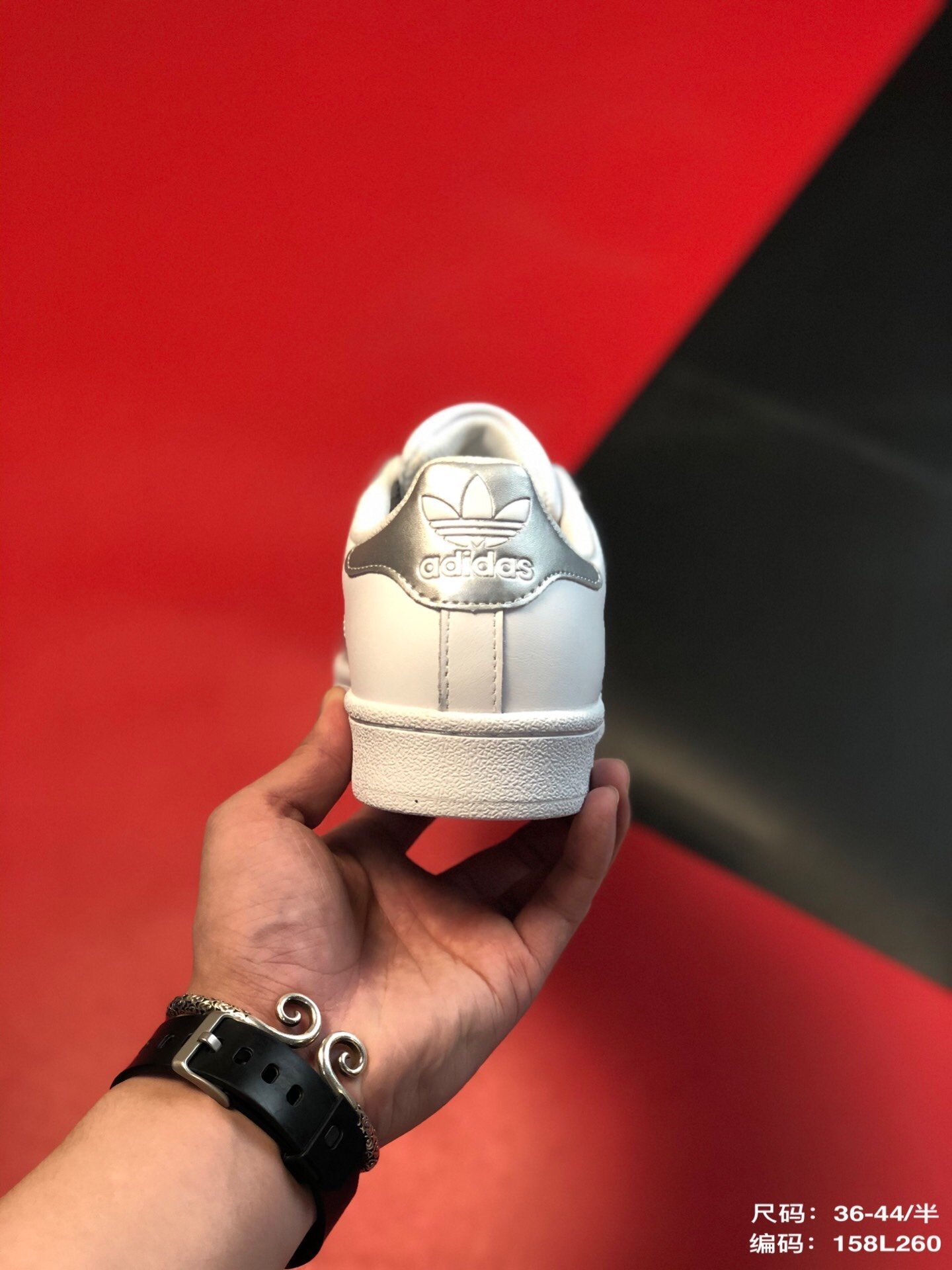 $49-LDN-606 AD gallery