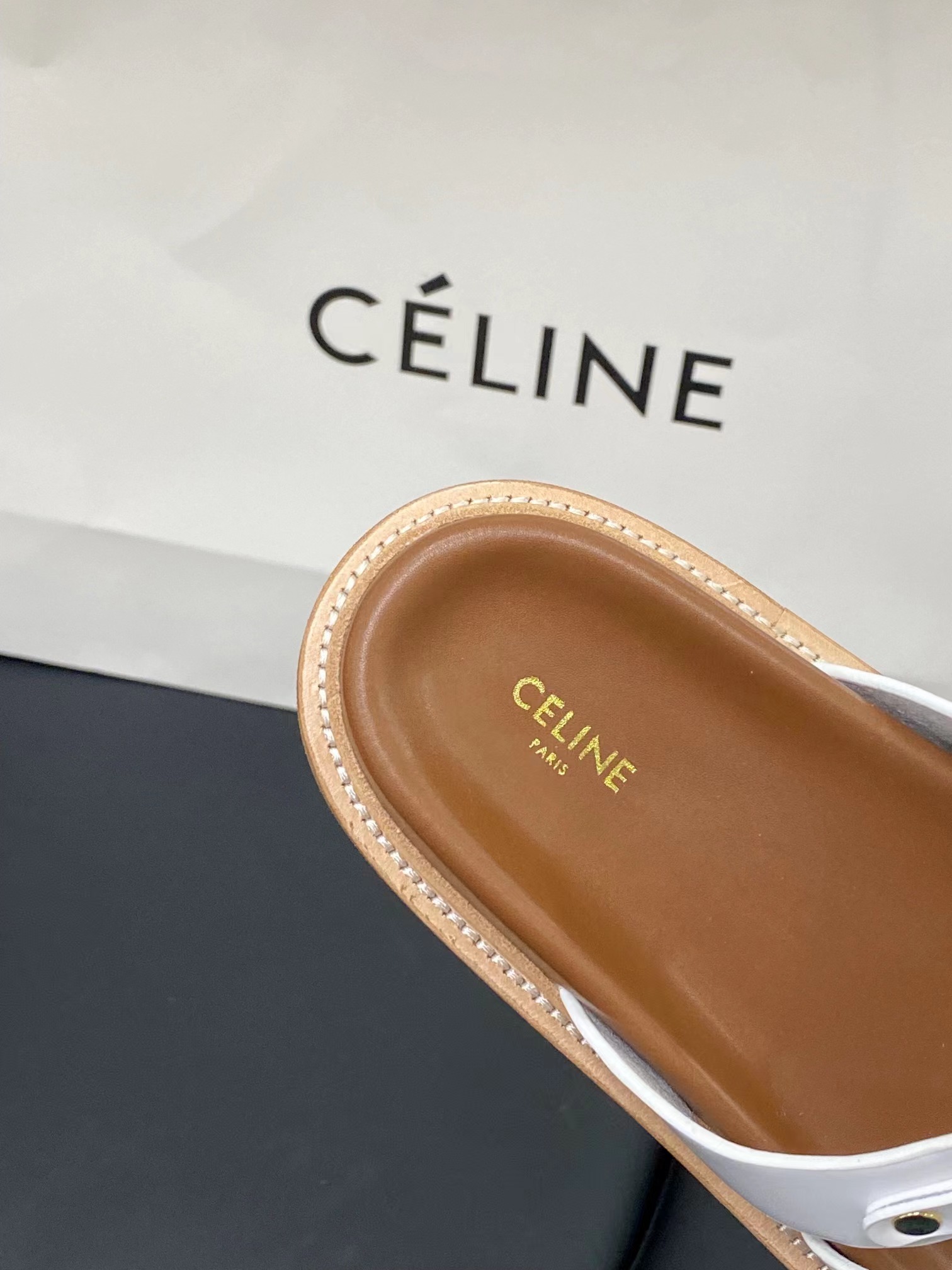 $49.77-LDN-577 Cel gallery