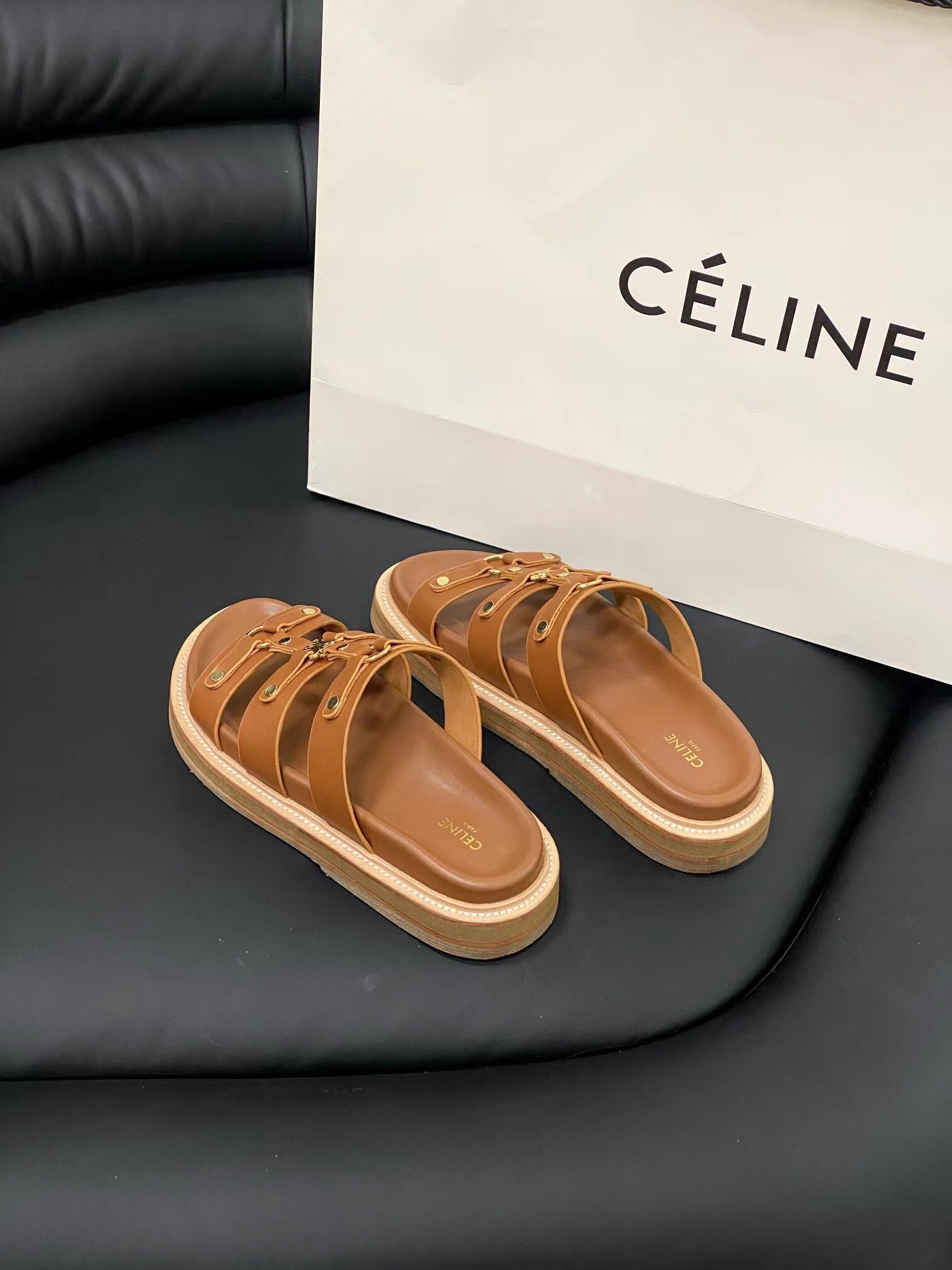 $49.77-LDN-577 Cel gallery