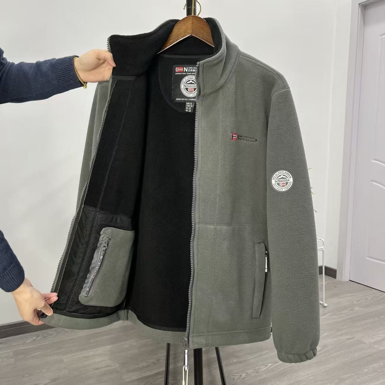 $49.9-LDN-897 gallery