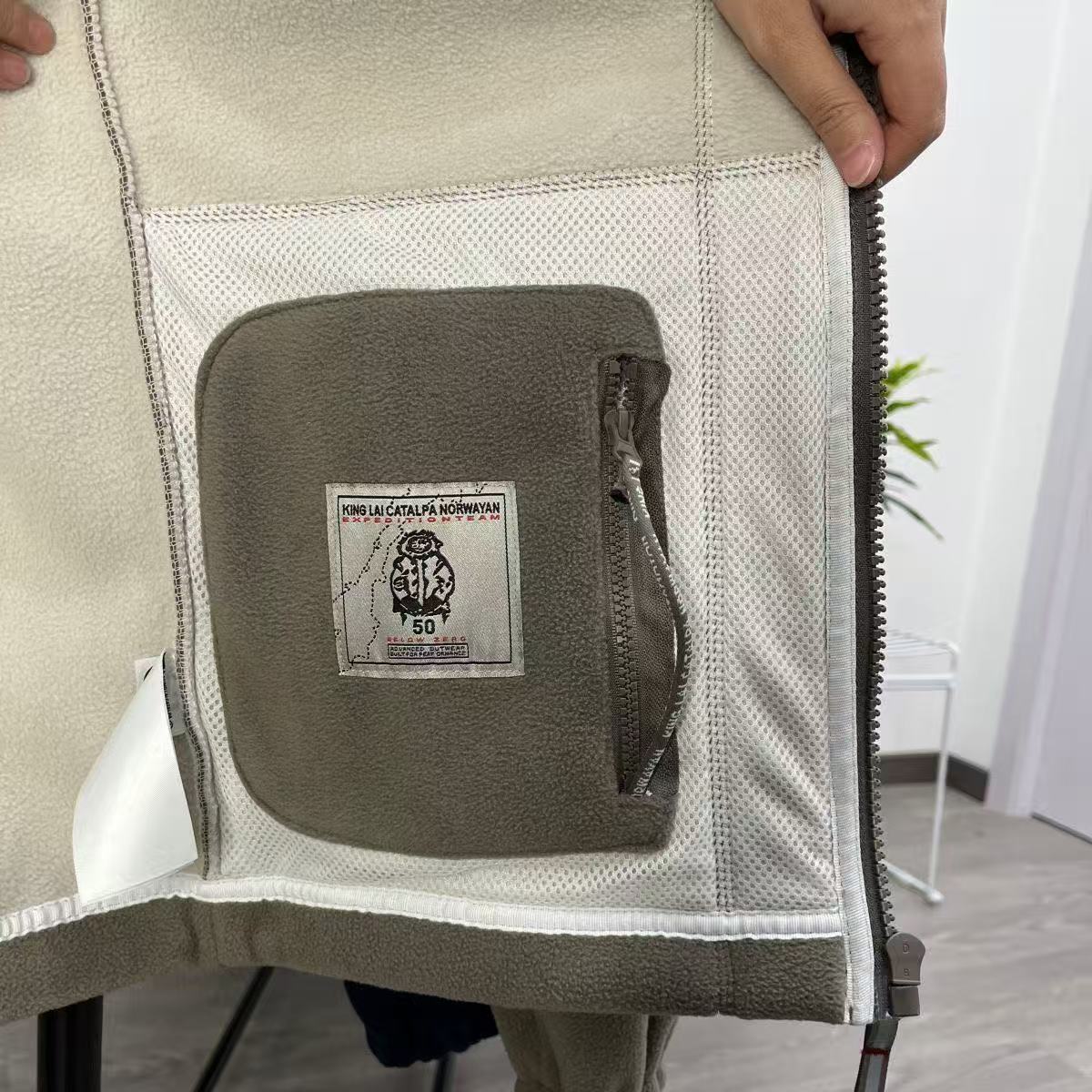 $49.9-LDN-897 gallery