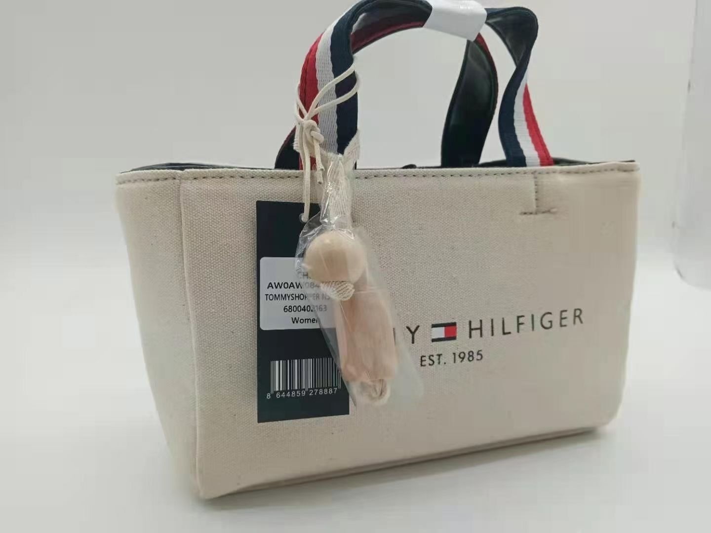 $50-LDN-492 TMY gallery