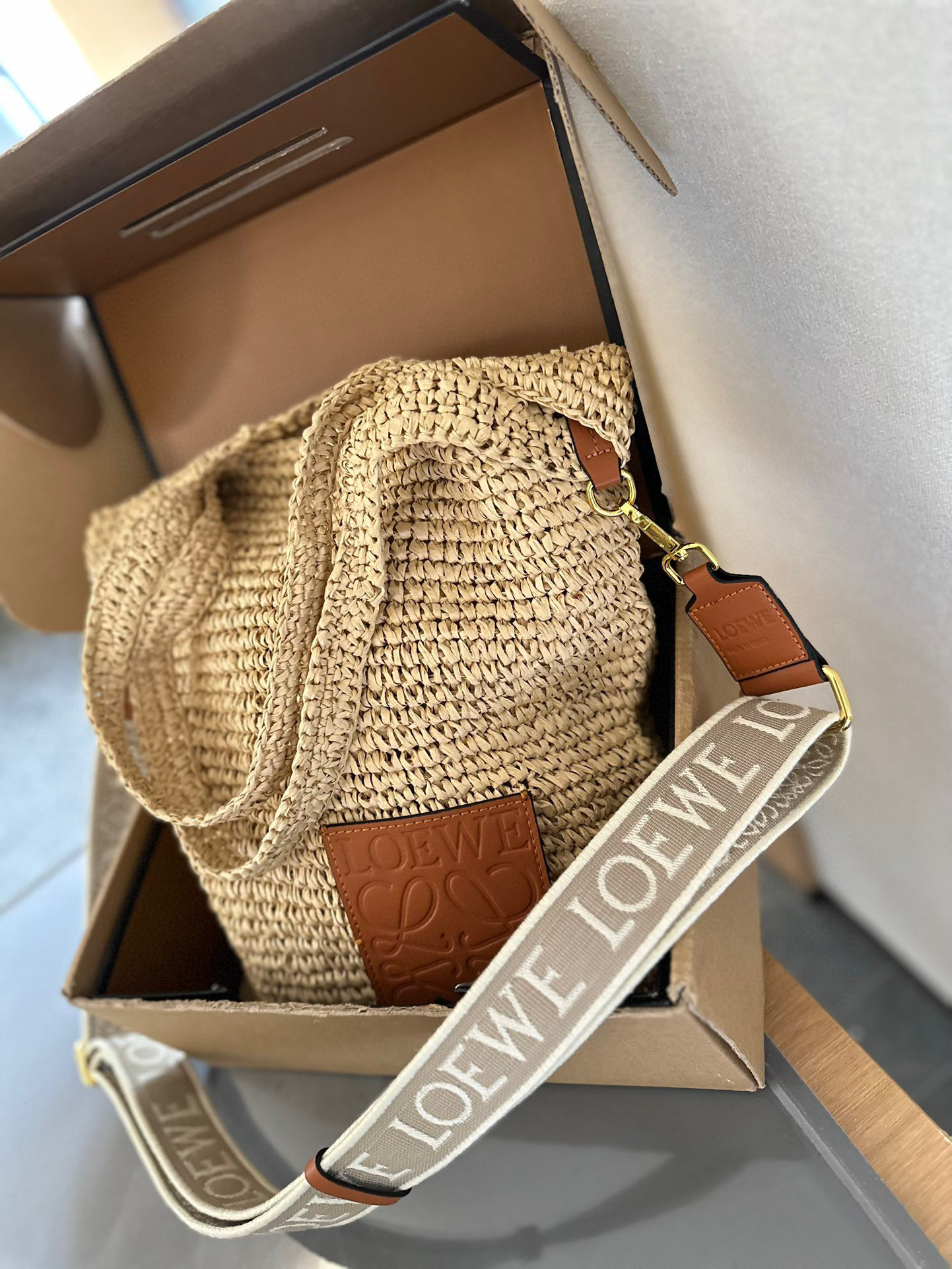 $50-LDN-553 LW gallery