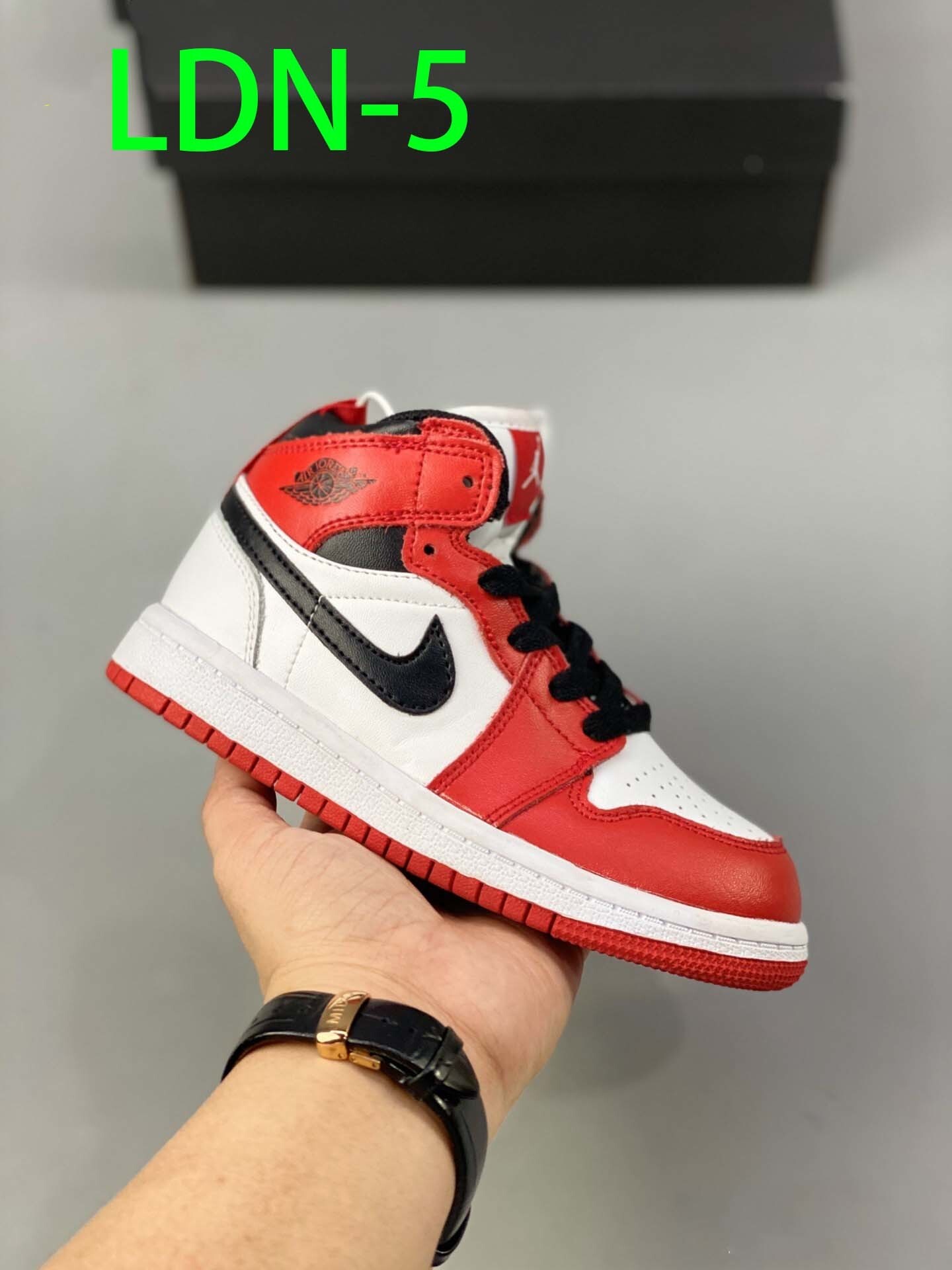 $50-LDN-70 NK gallery