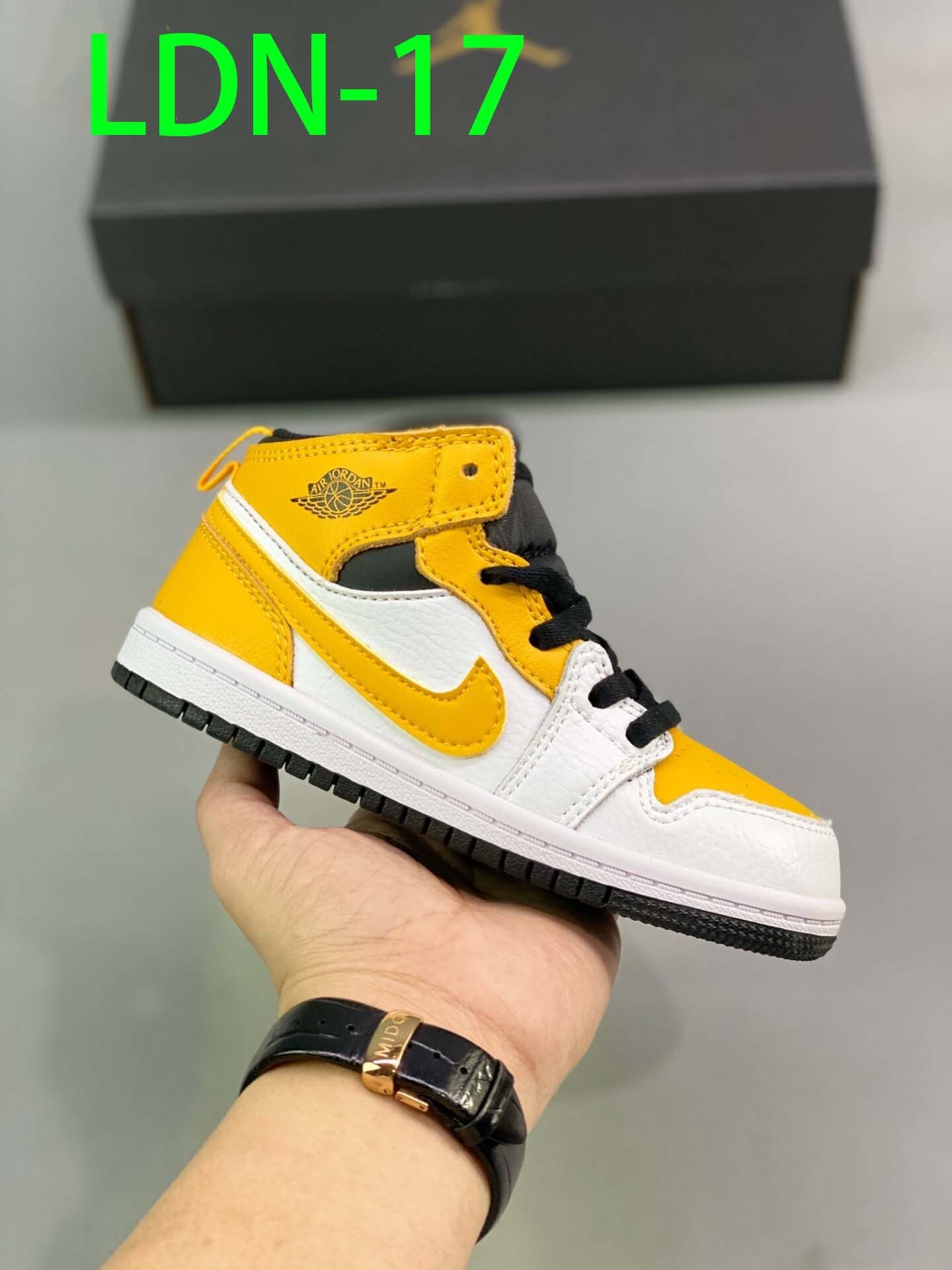 $50-LDN-70 NK gallery