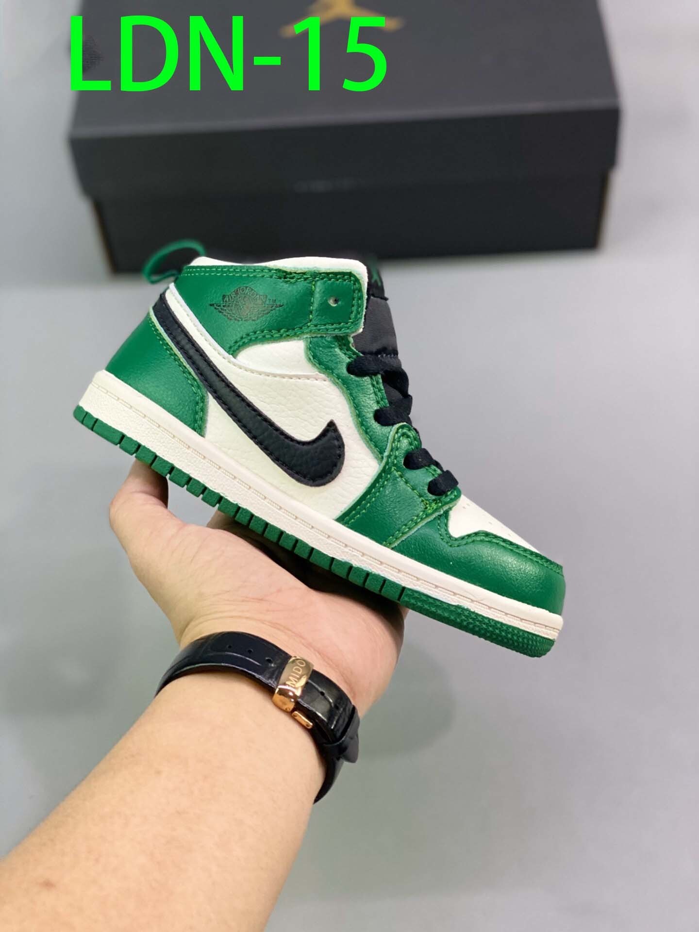 $50-LDN-70 NK gallery