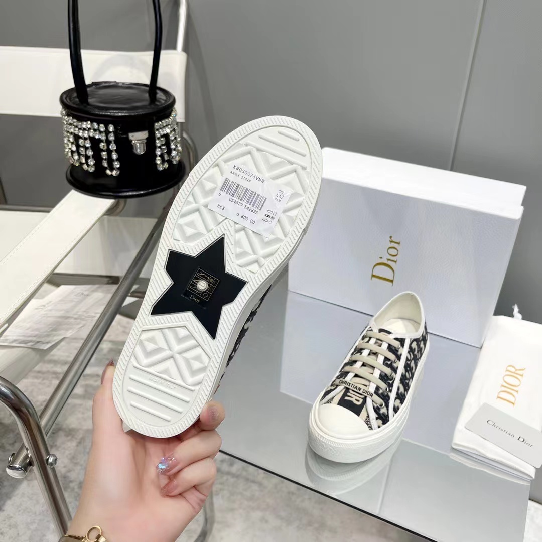 $50.99-LDN-783 Dr gallery