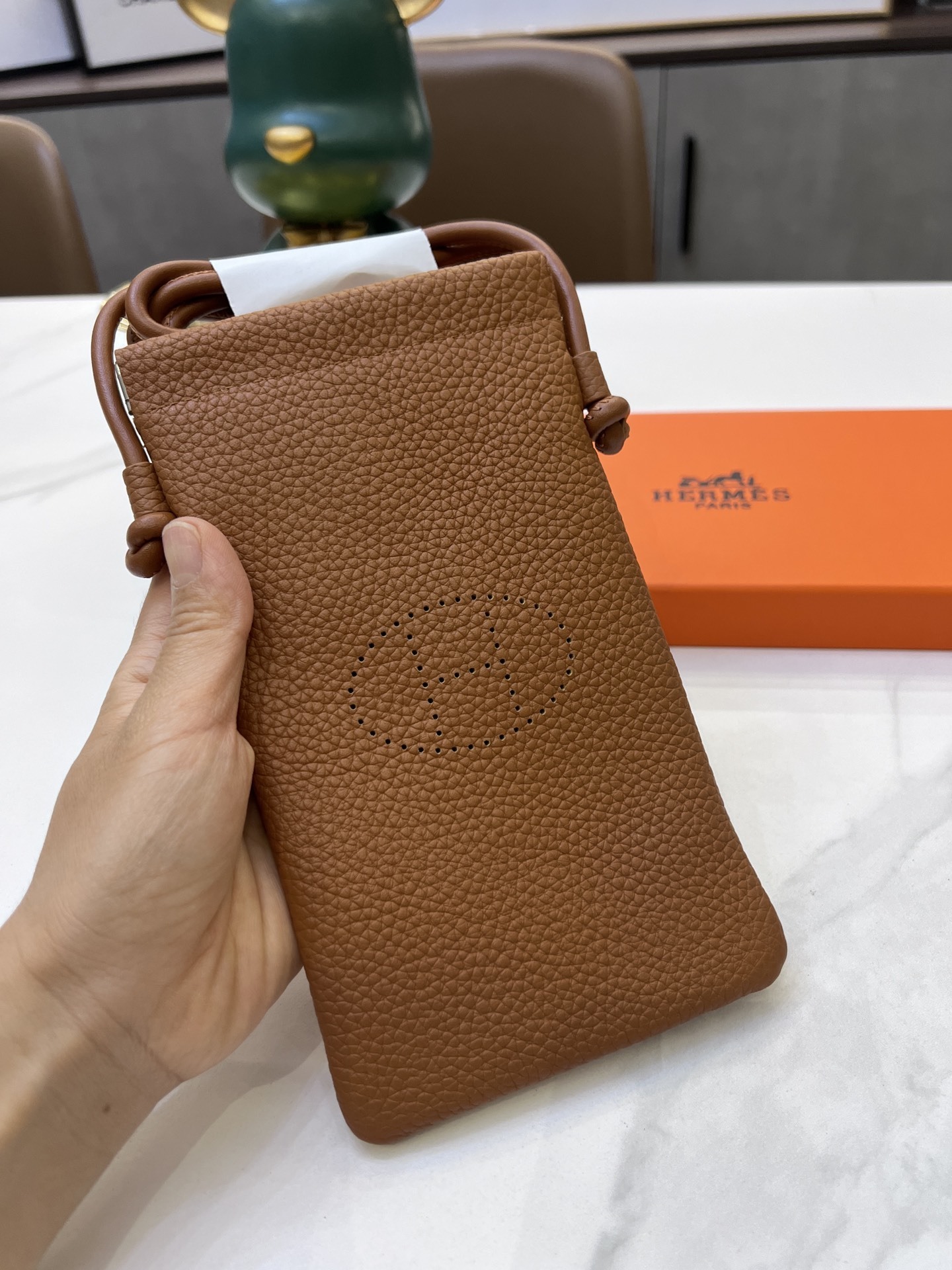 $51-LDN-764 HERM gallery