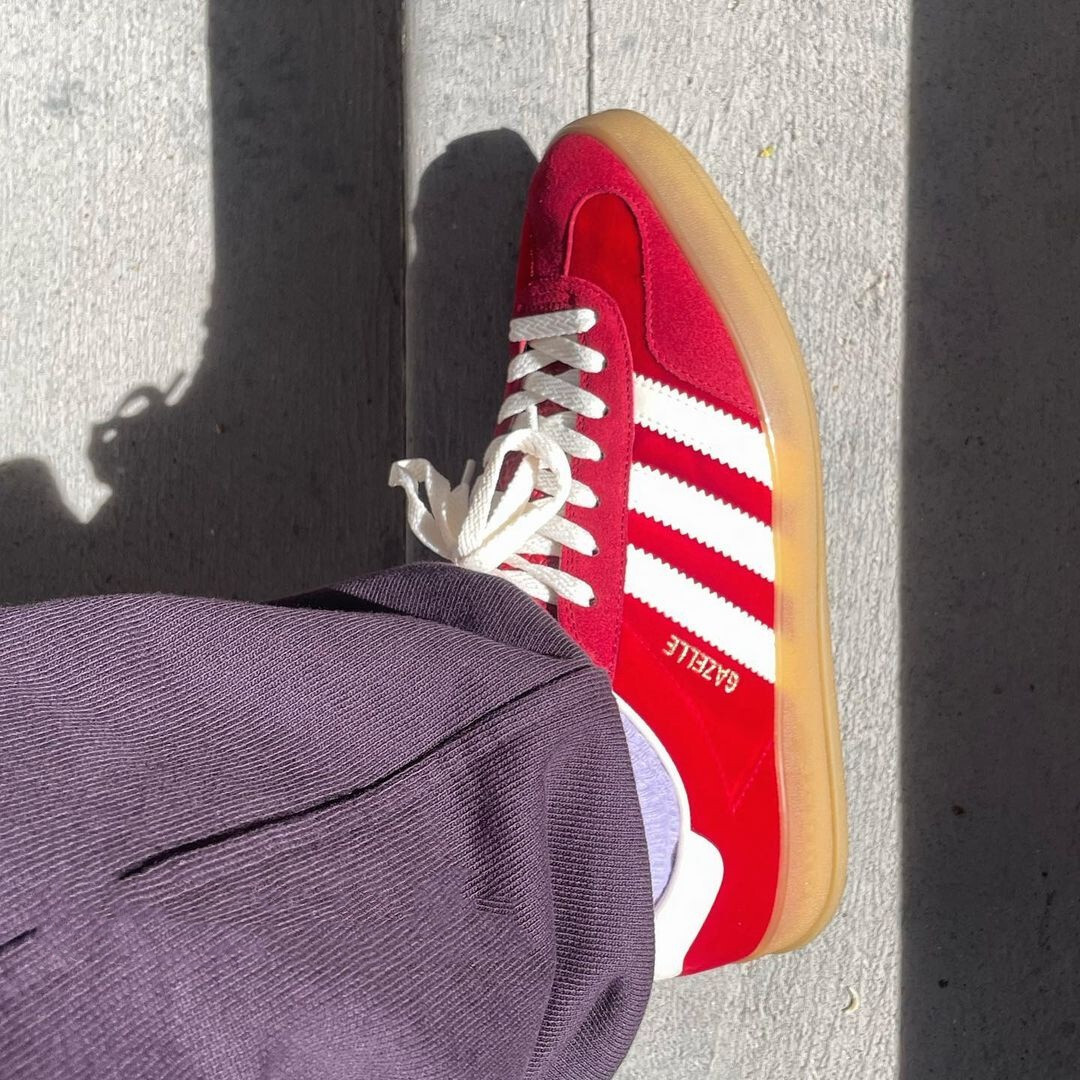 $51.9-LDN-614 AD gallery