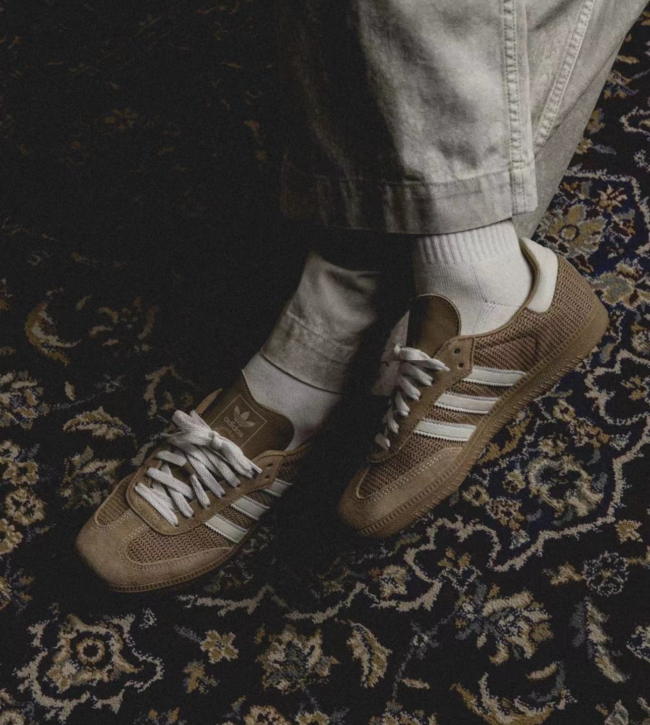 $51.99-LDN-627 AD gallery