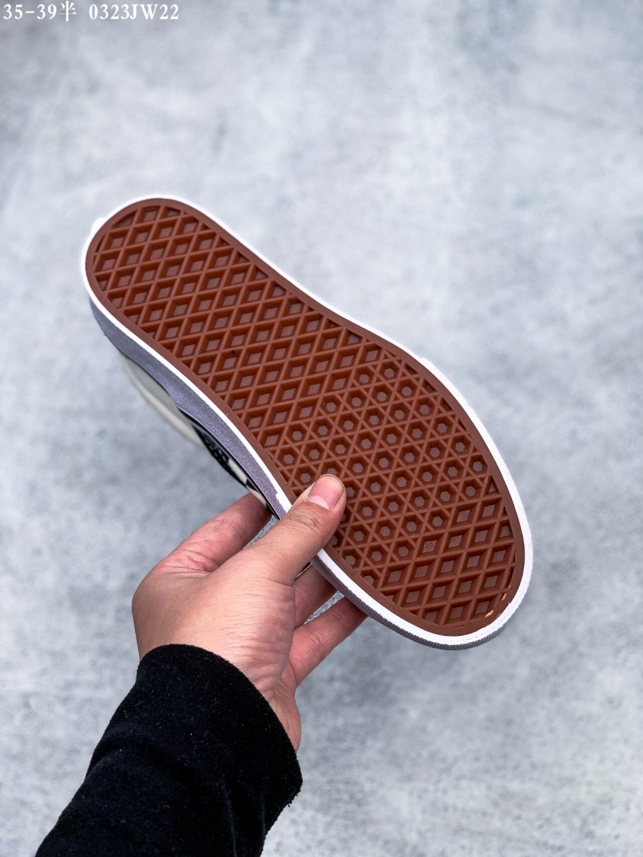 $52-LDN-476 VS gallery