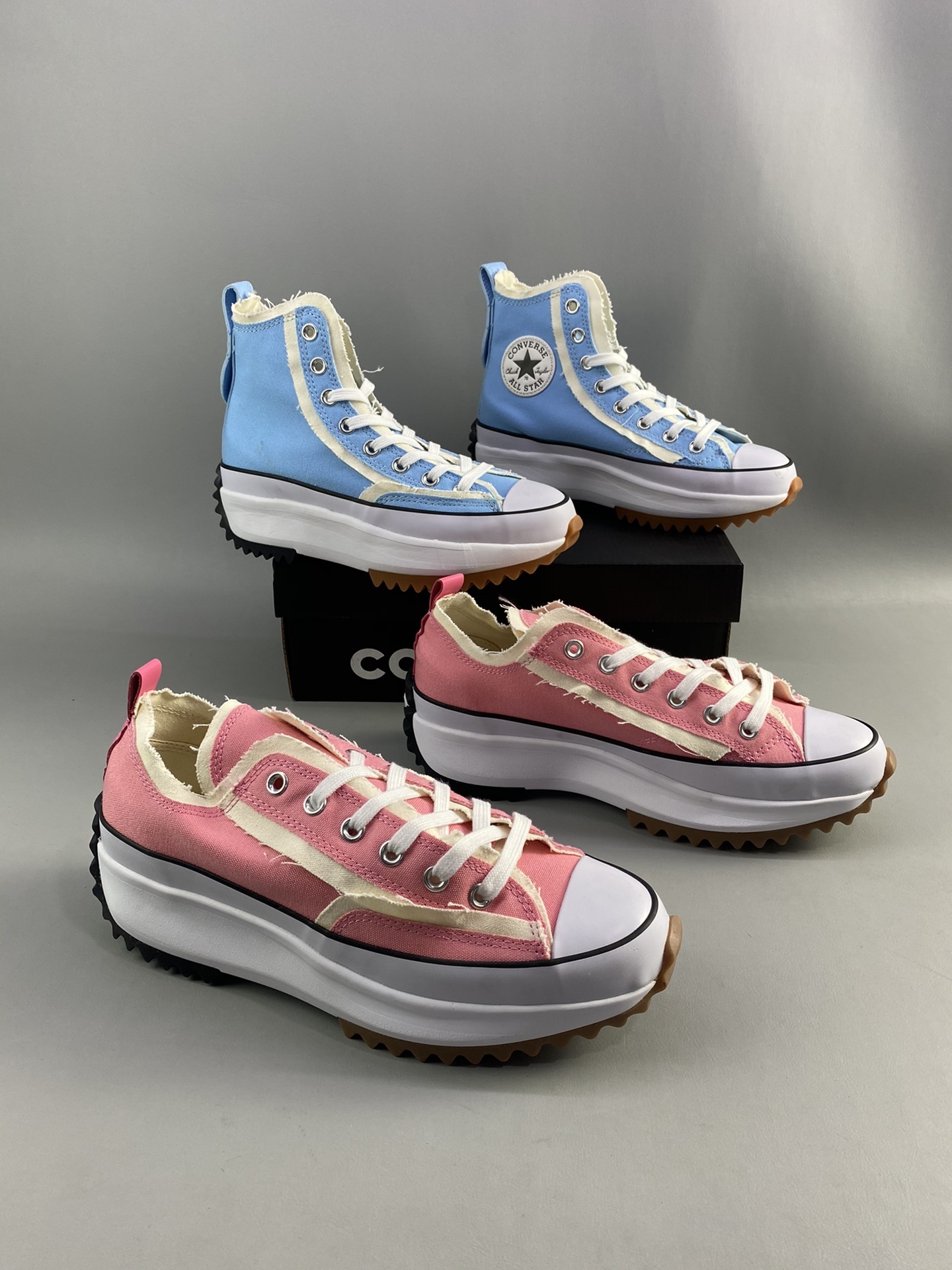 $52-LDN-526 Conv gallery