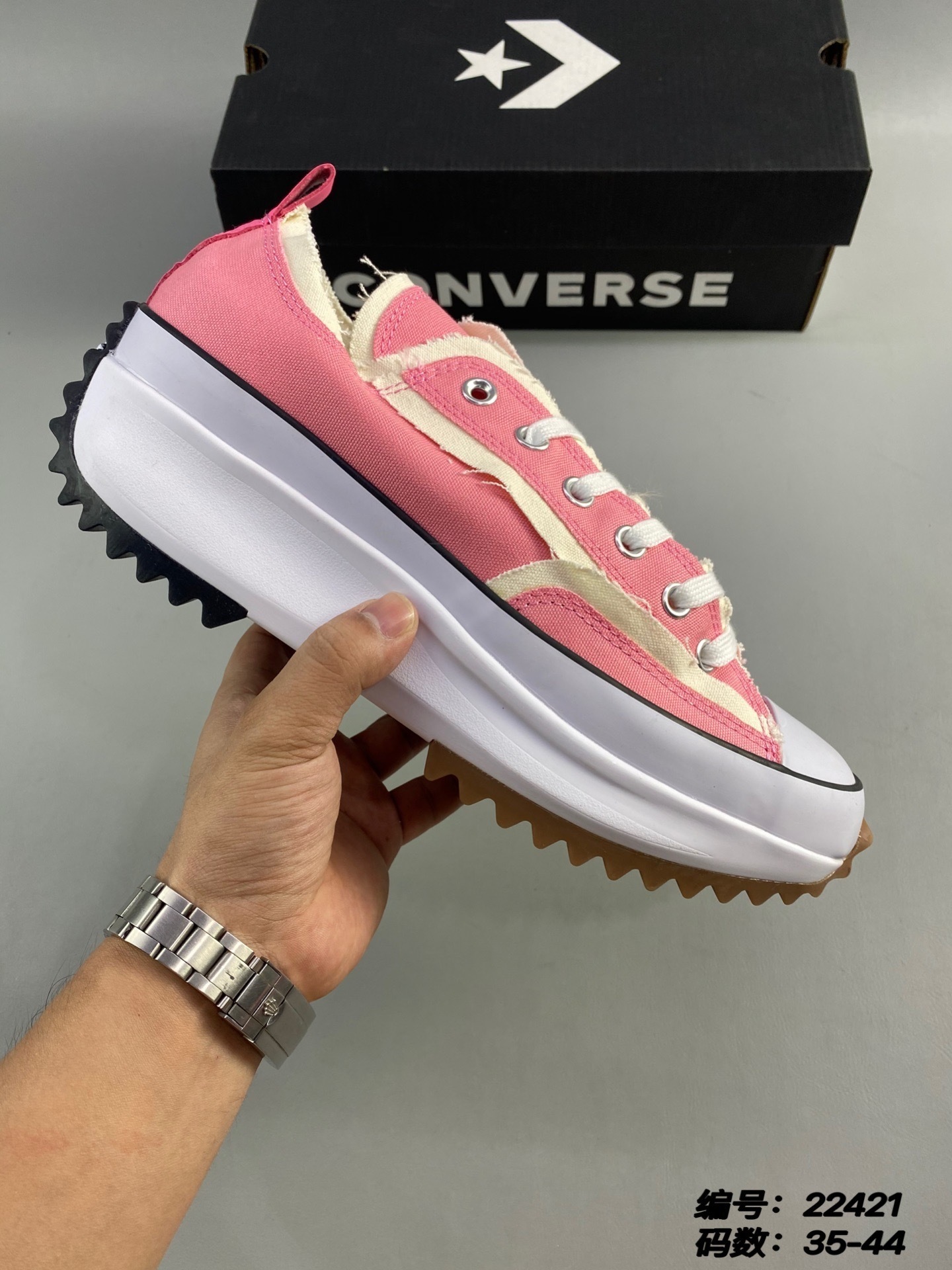 $52-LDN-526 Conv gallery