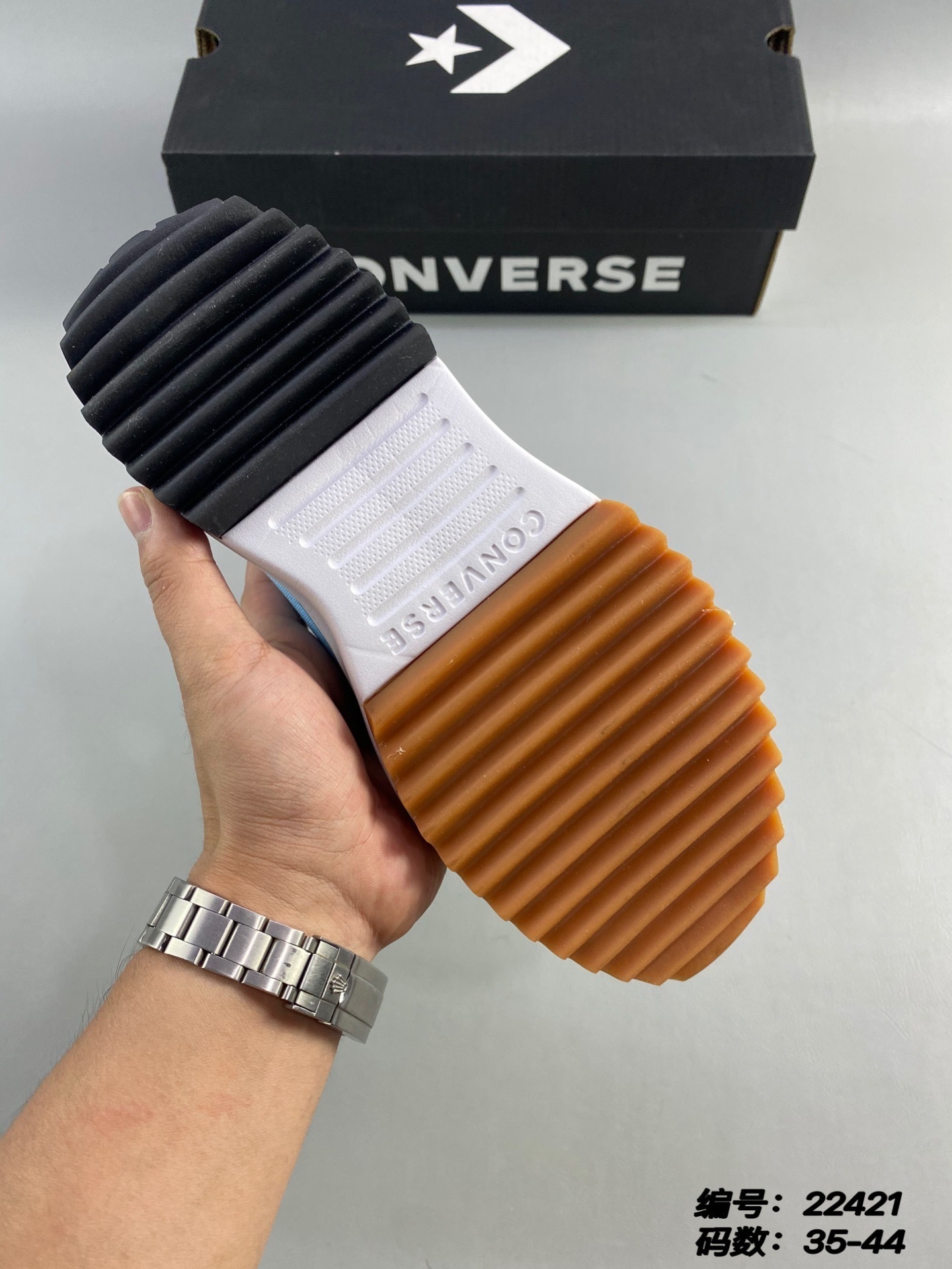 $52-LDN-526 Conv gallery