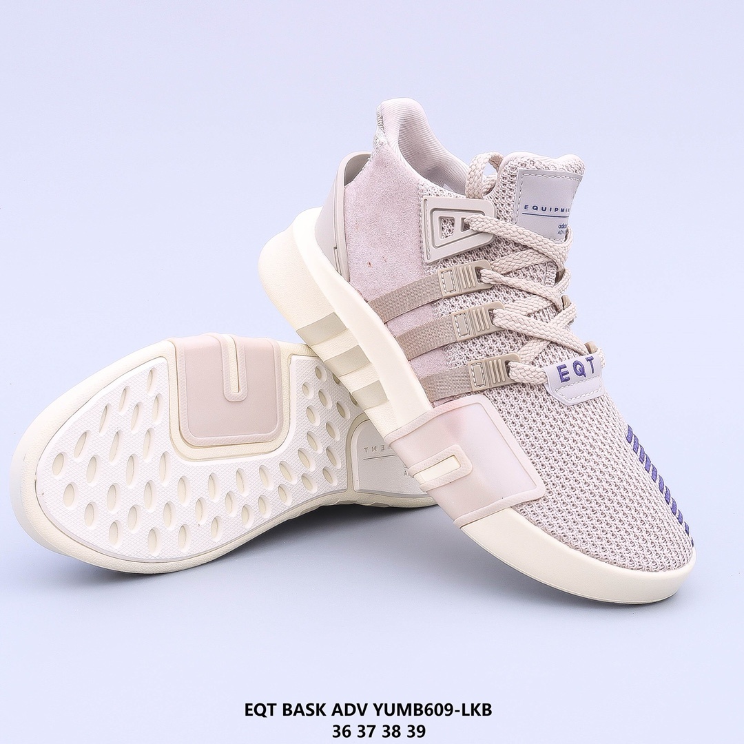 $52-LDN-595 AD gallery