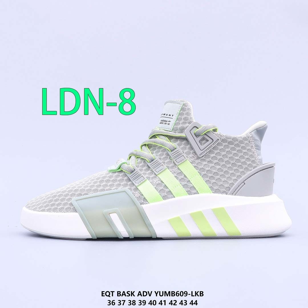$52-LDN-595 AD gallery