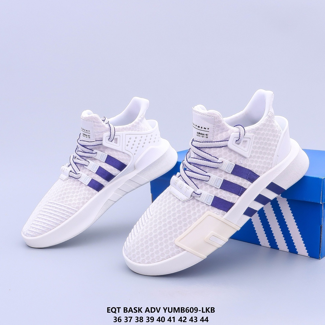 $52-LDN-595 AD gallery