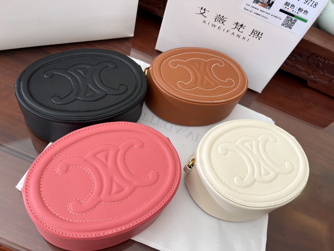 $52-LDN-645 CEL gallery