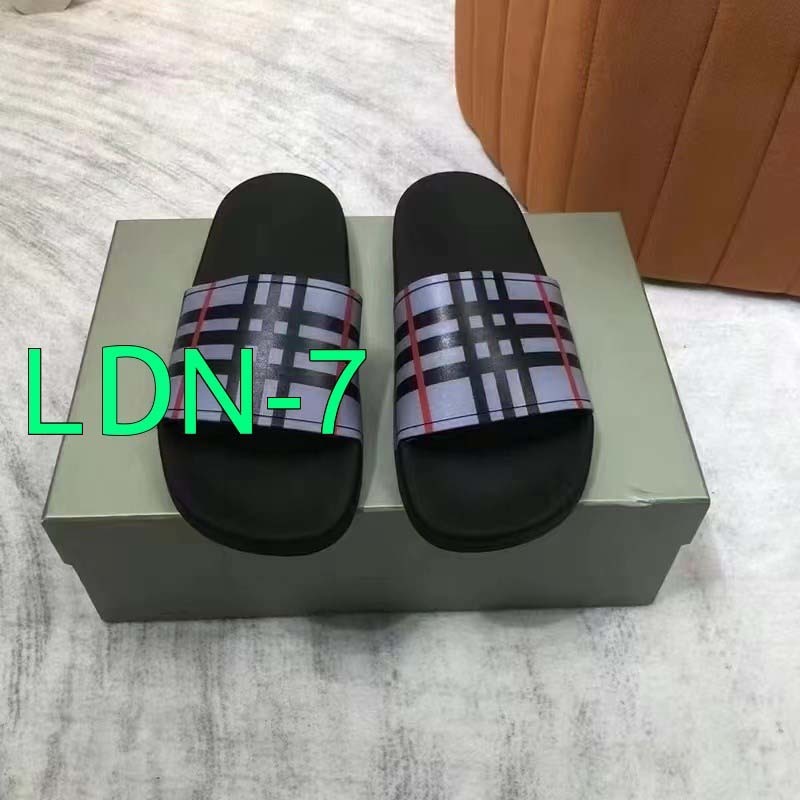 $52-LDN-688 BURBE gallery