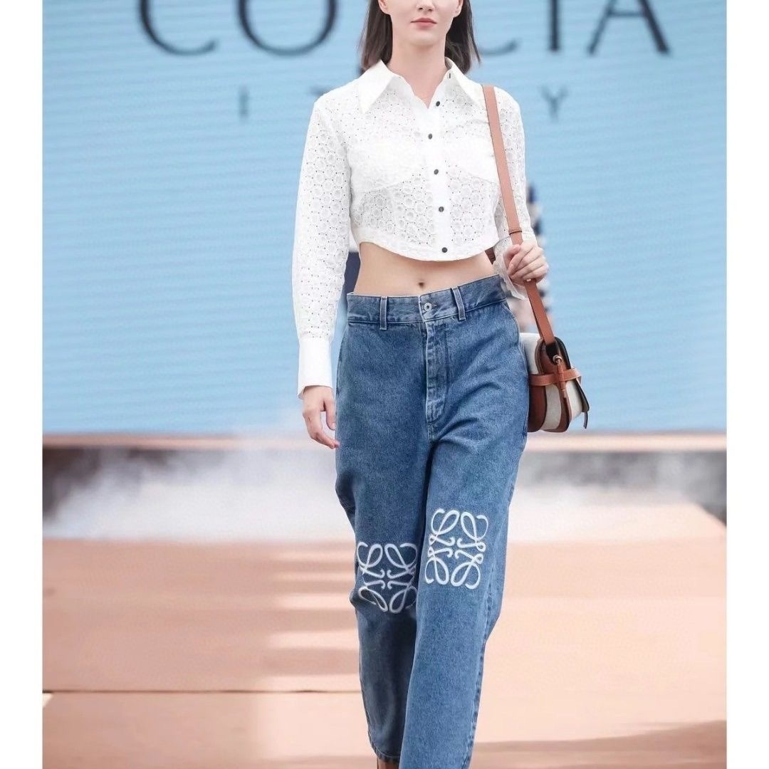 $52.68-LDN-543 gallery