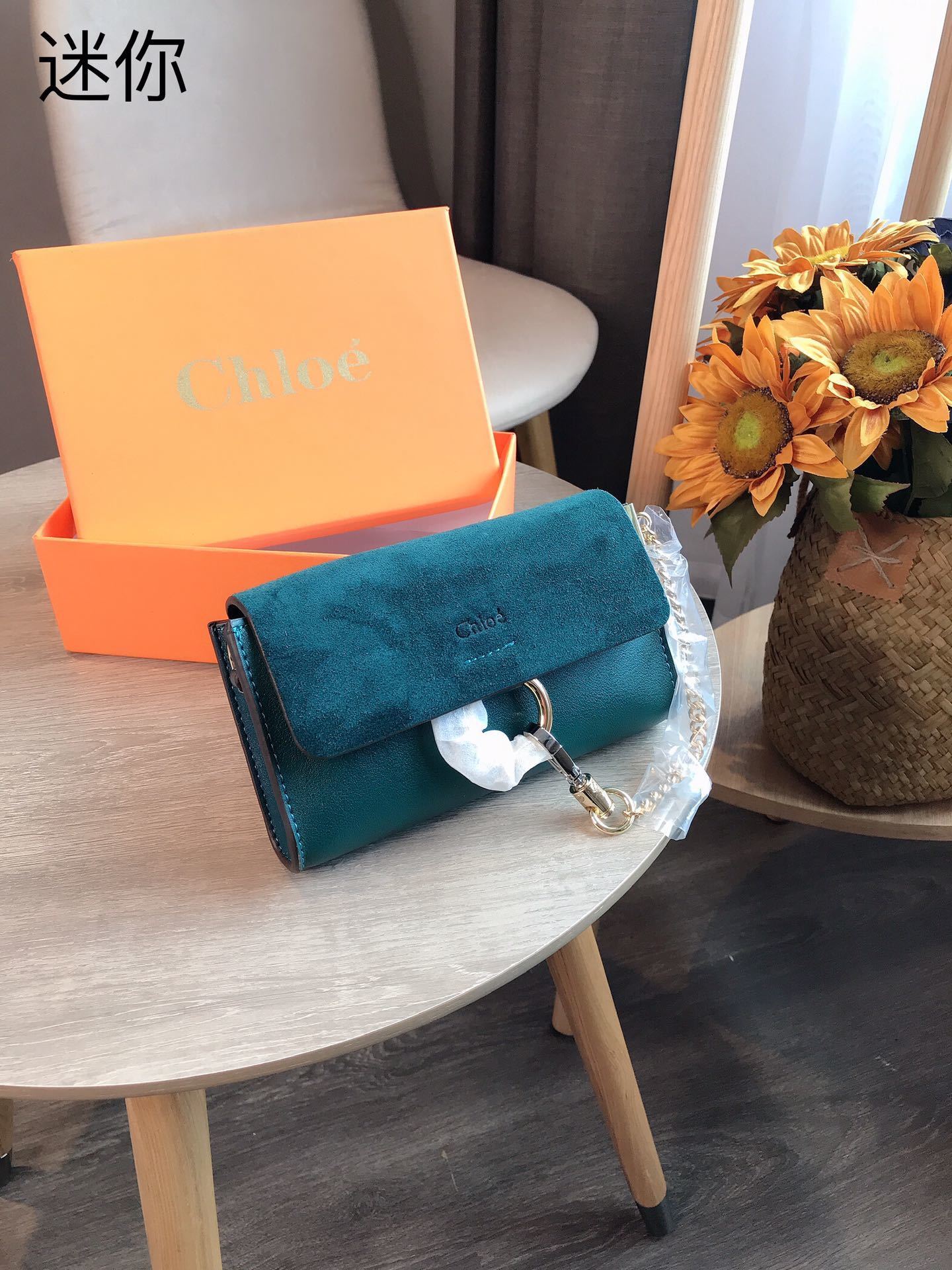 $52.9-LDN-702 Chl gallery