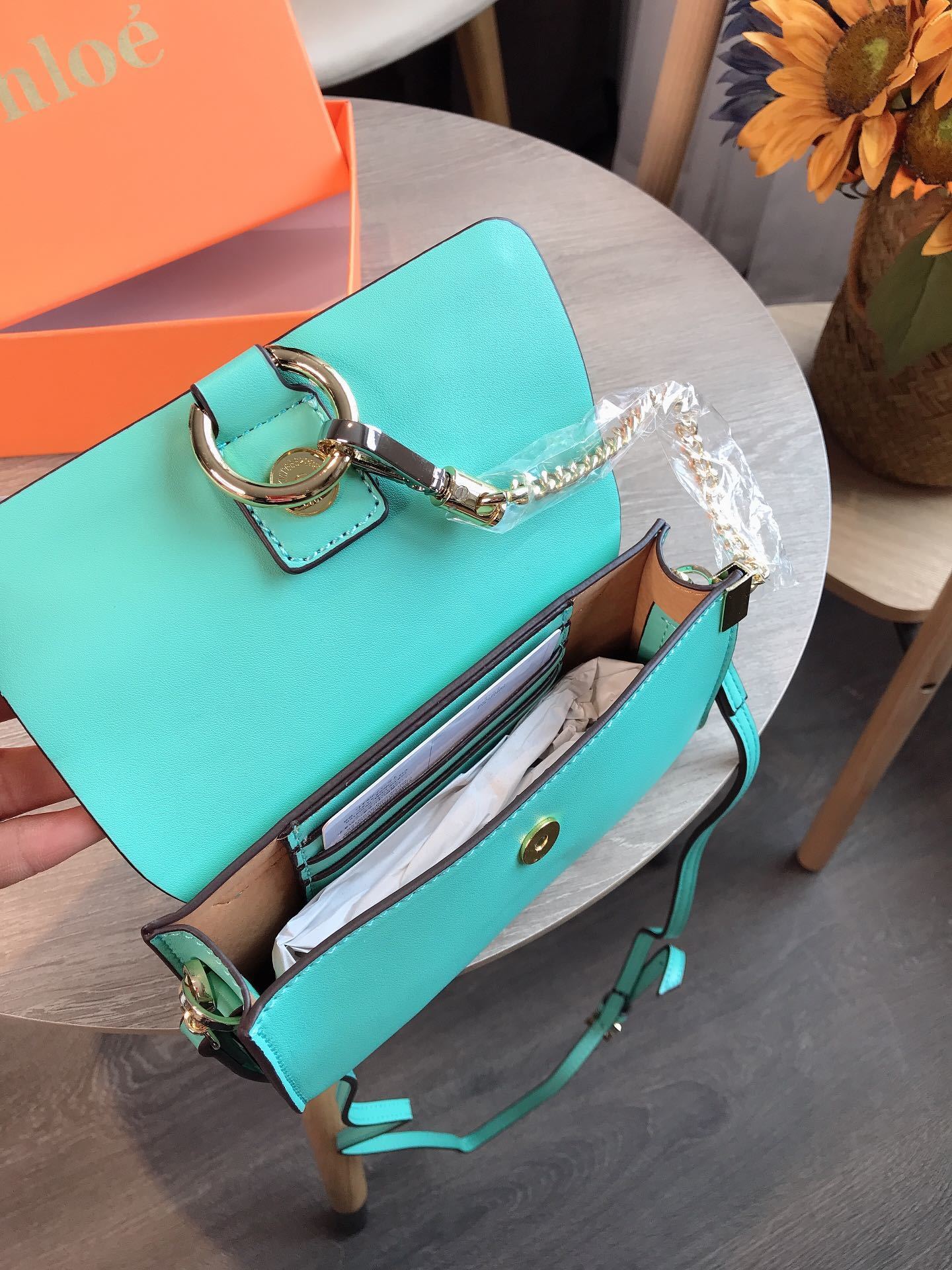 $52.9-LDN-702 Chl gallery