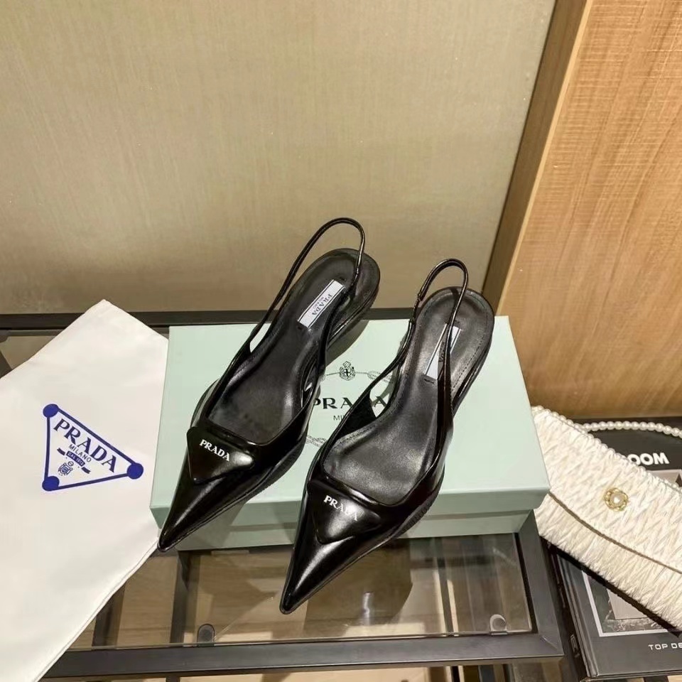 $53-LDN-372 PRA gallery