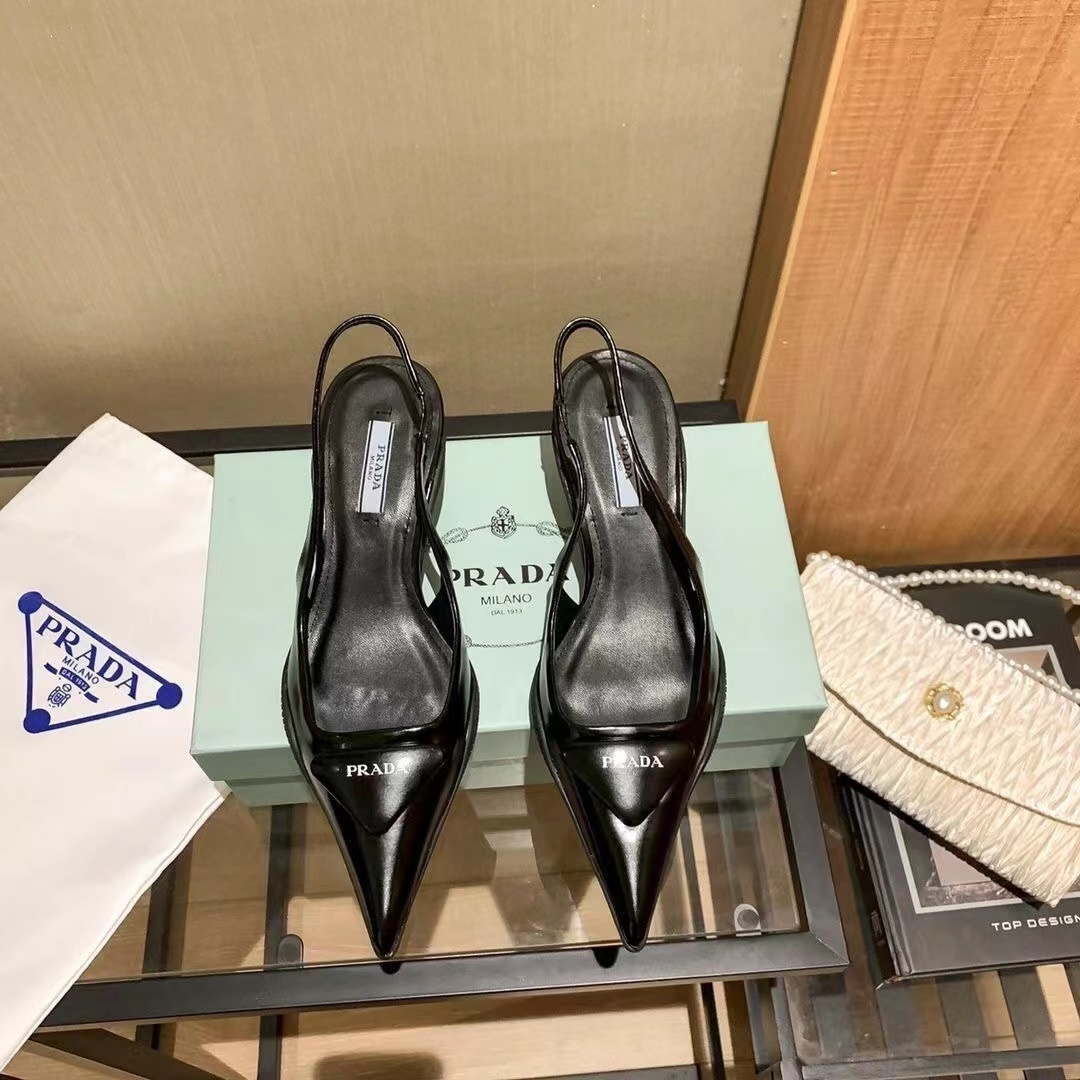 $53-LDN-372 PRA gallery