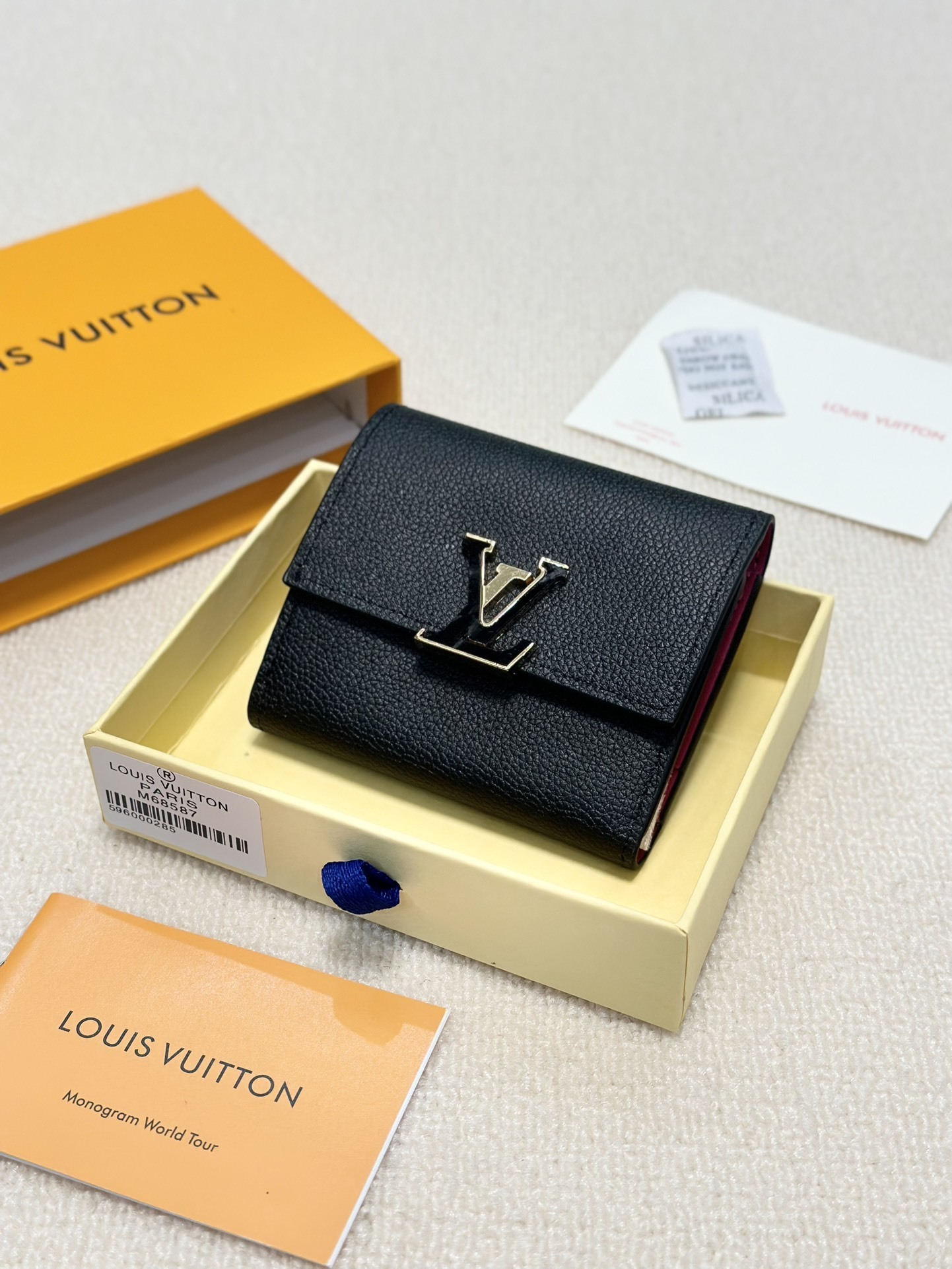 $53-LDN-738 LV gallery