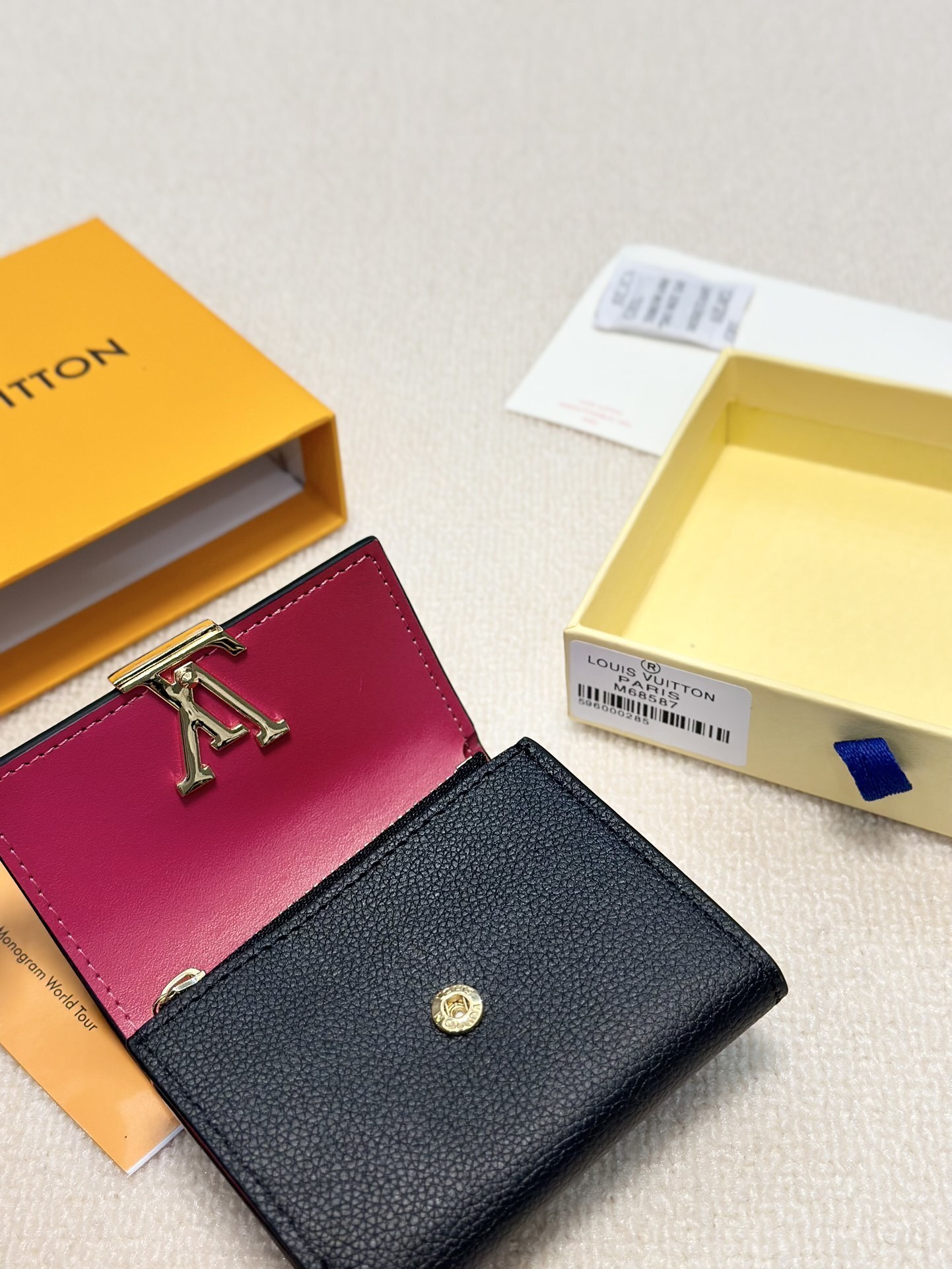 $53-LDN-738 LV gallery