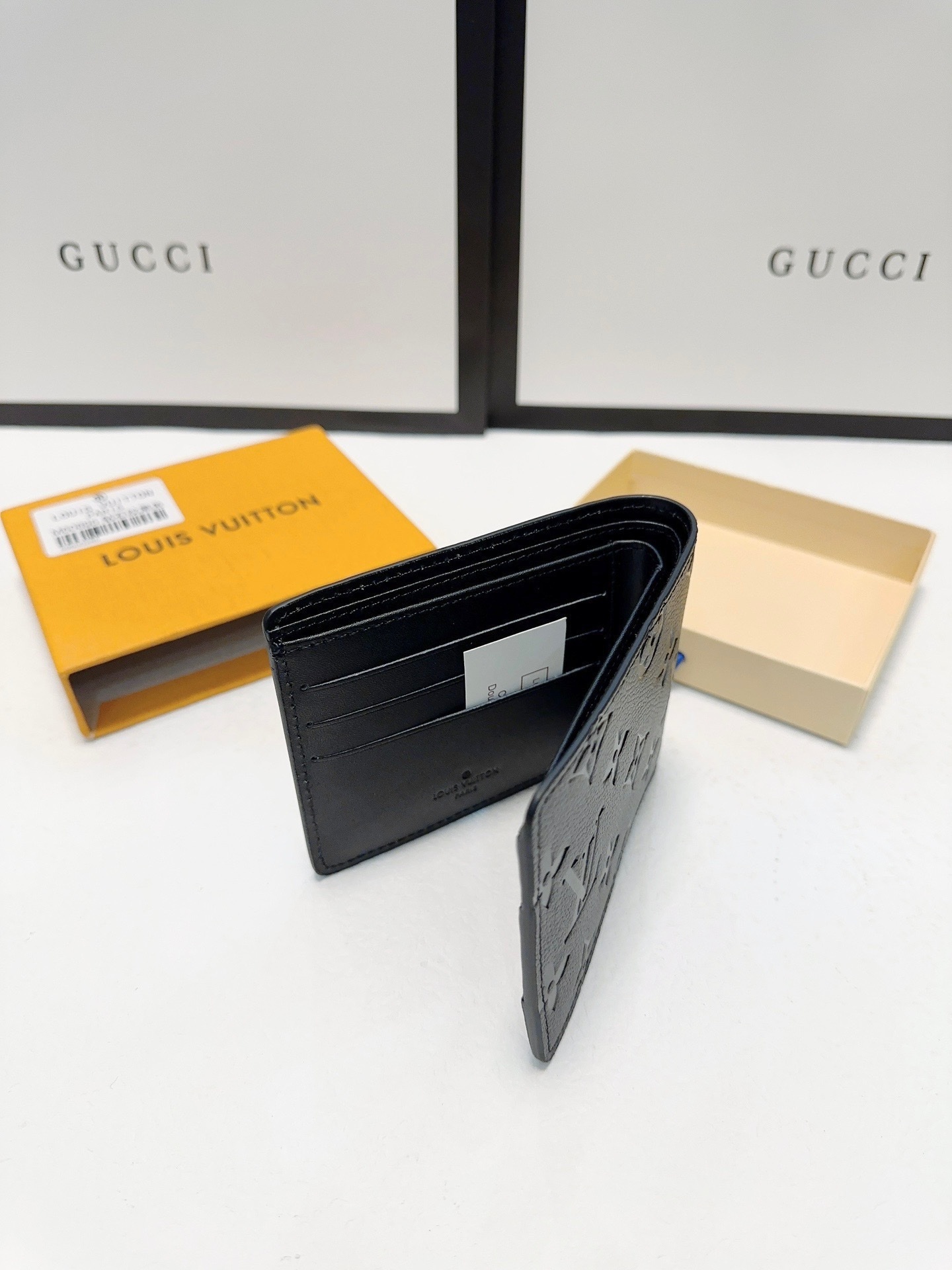 $53-LDN-741 LV gallery