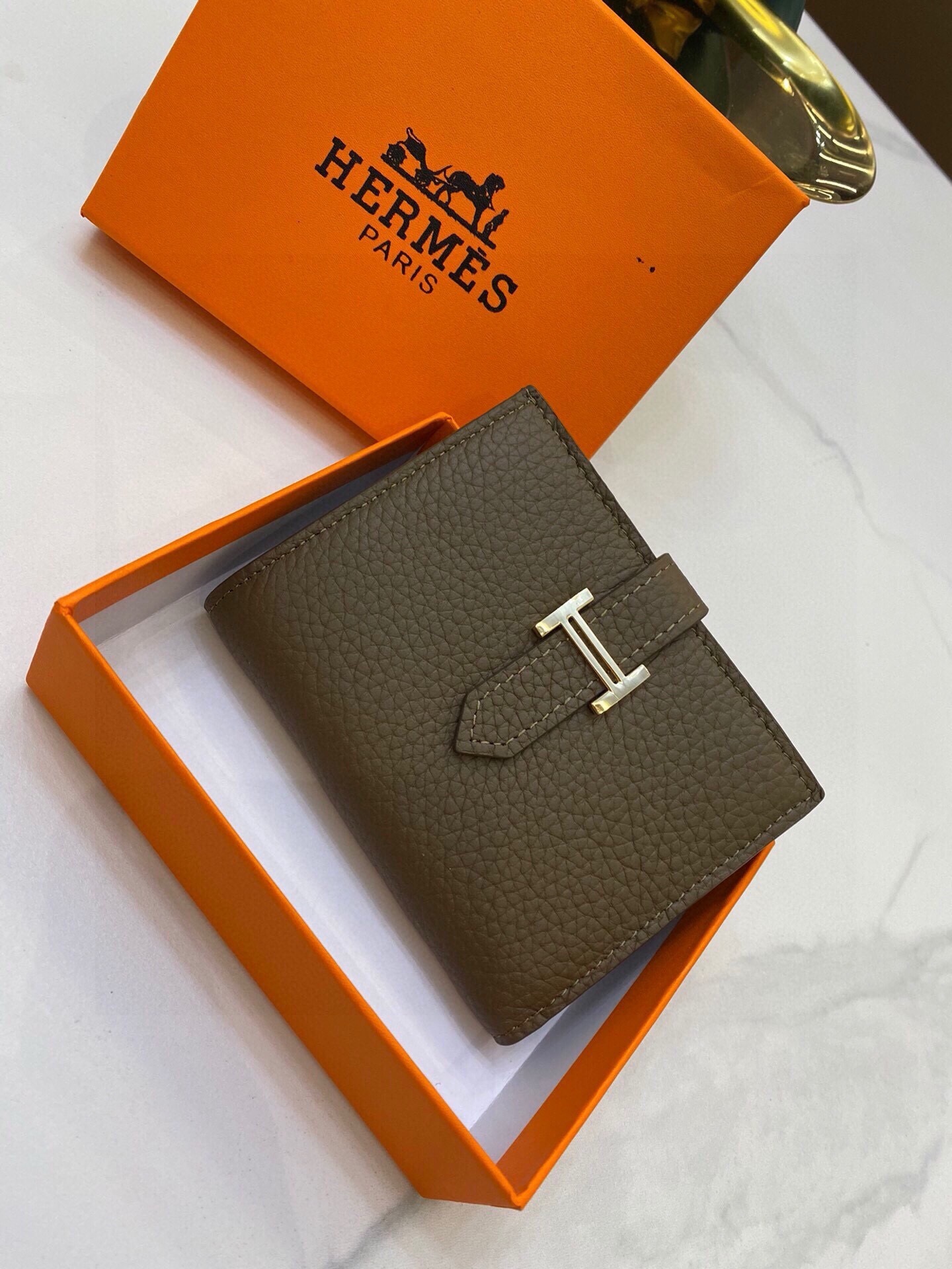 $53-LDN-761 HERM gallery