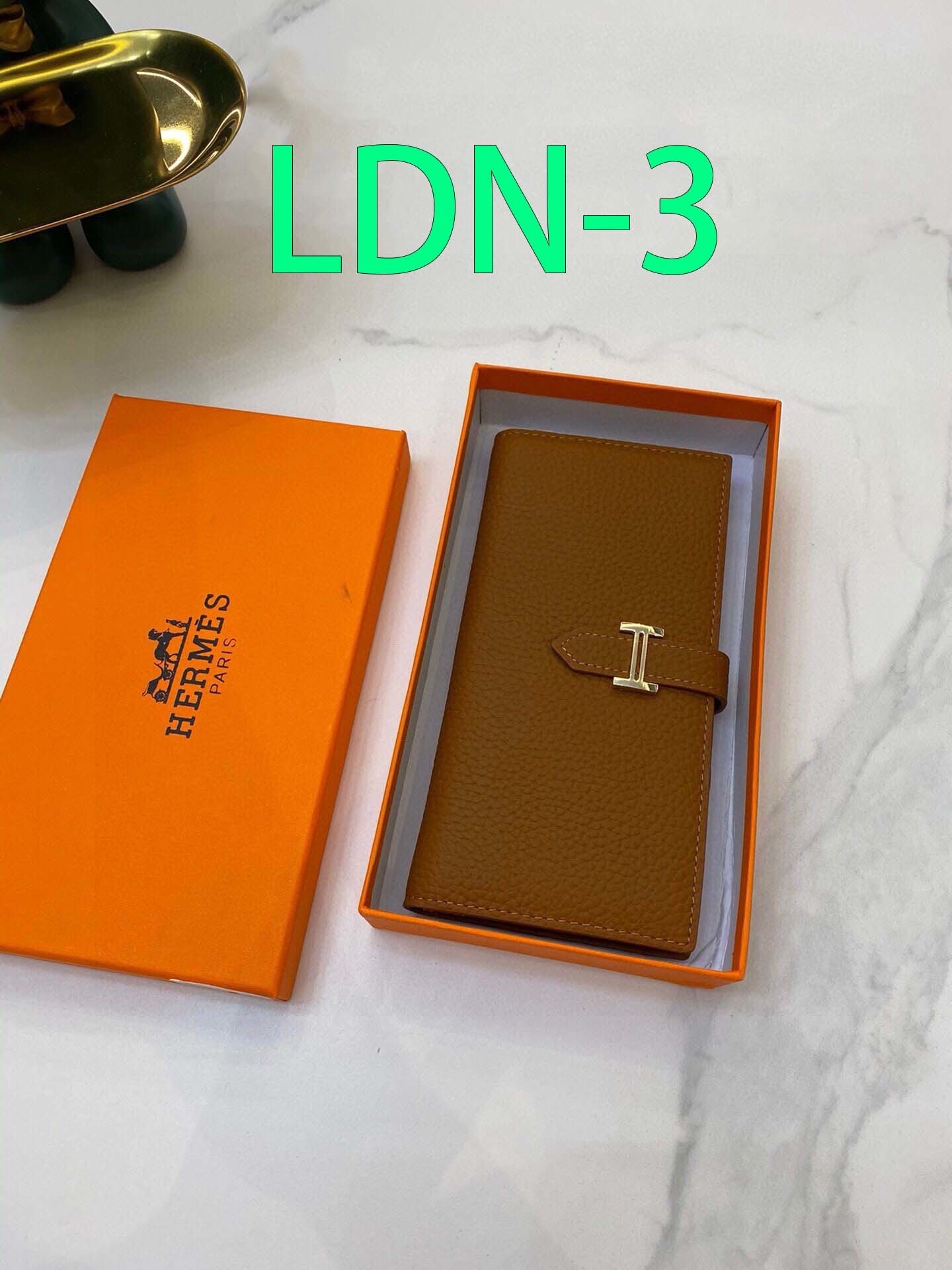 $53-LDN-762 HERM gallery