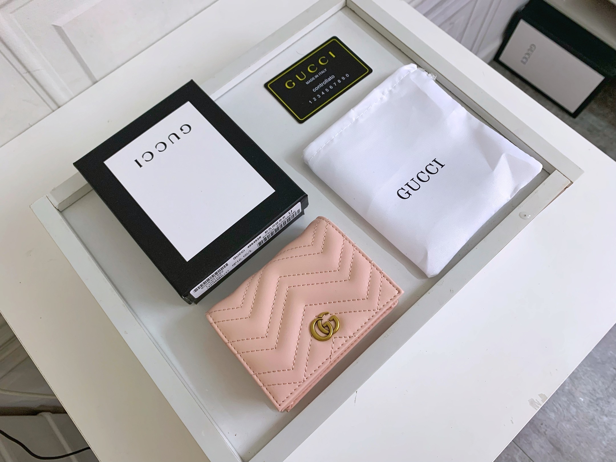 $54-LDN-244 GCI gallery