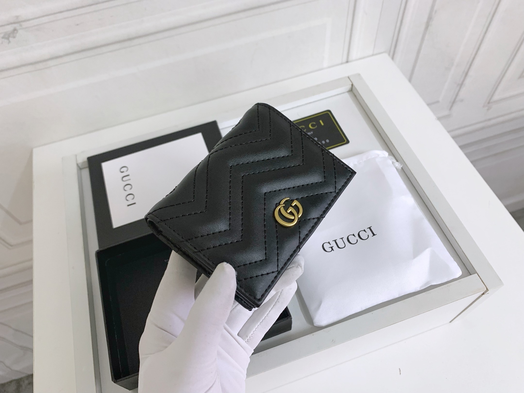 $54-LDN-244 GCI gallery