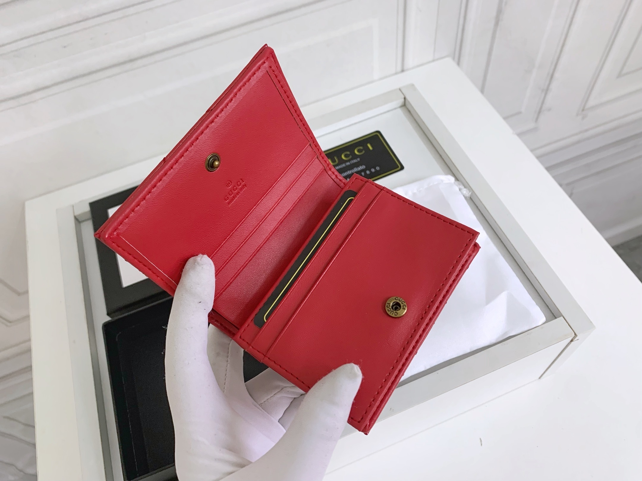 $54-LDN-244 GCI gallery