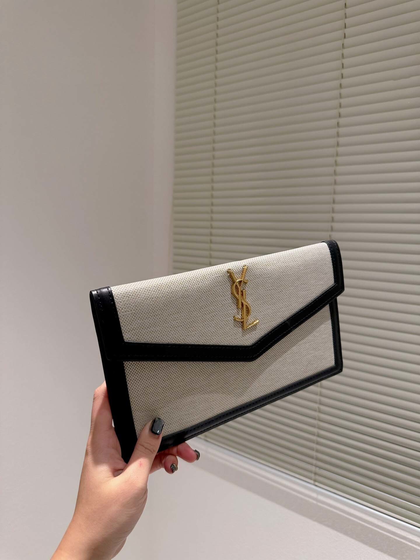 $54-LDN-382 YSL gallery