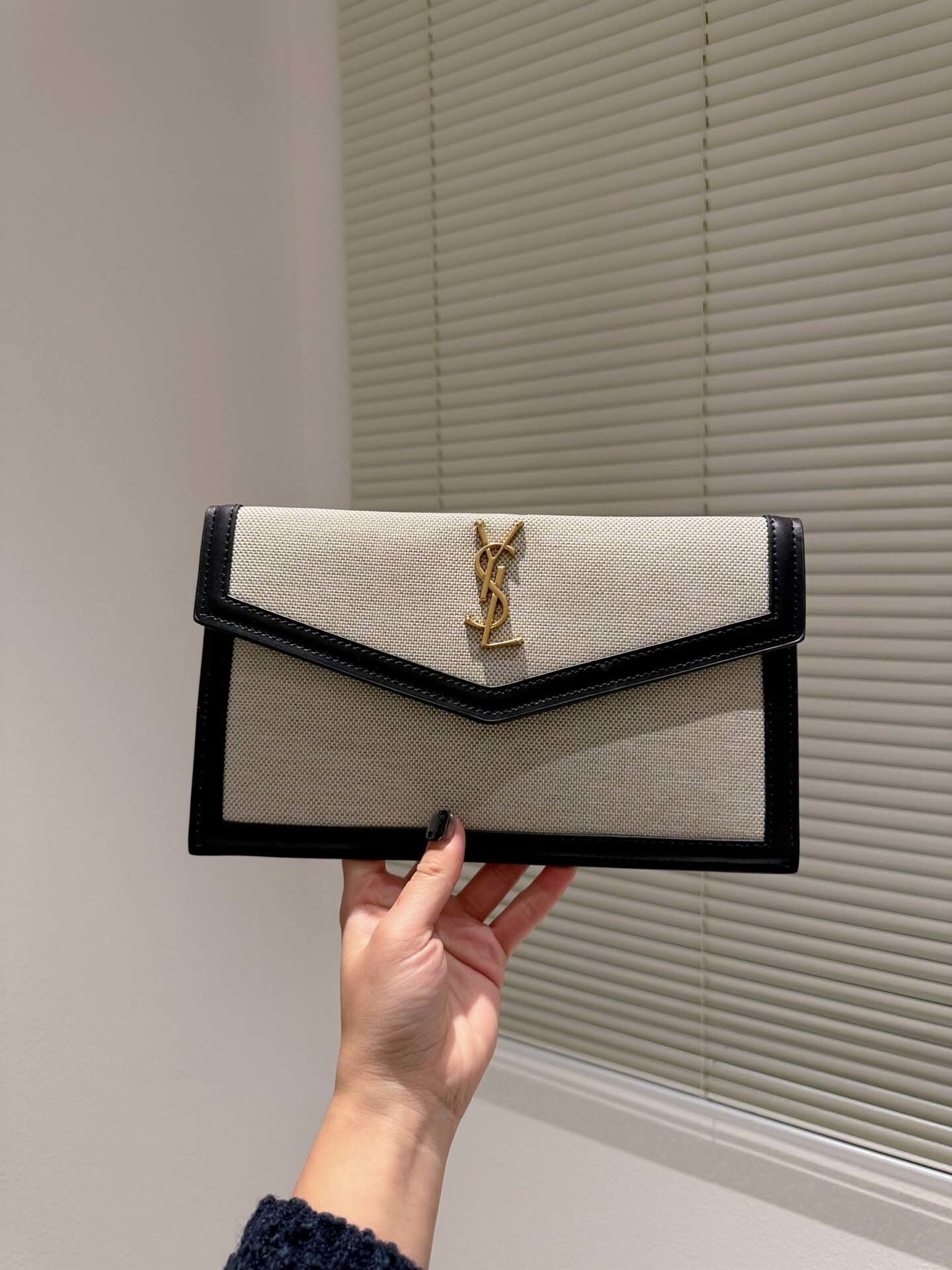 $54-LDN-382 YSL gallery