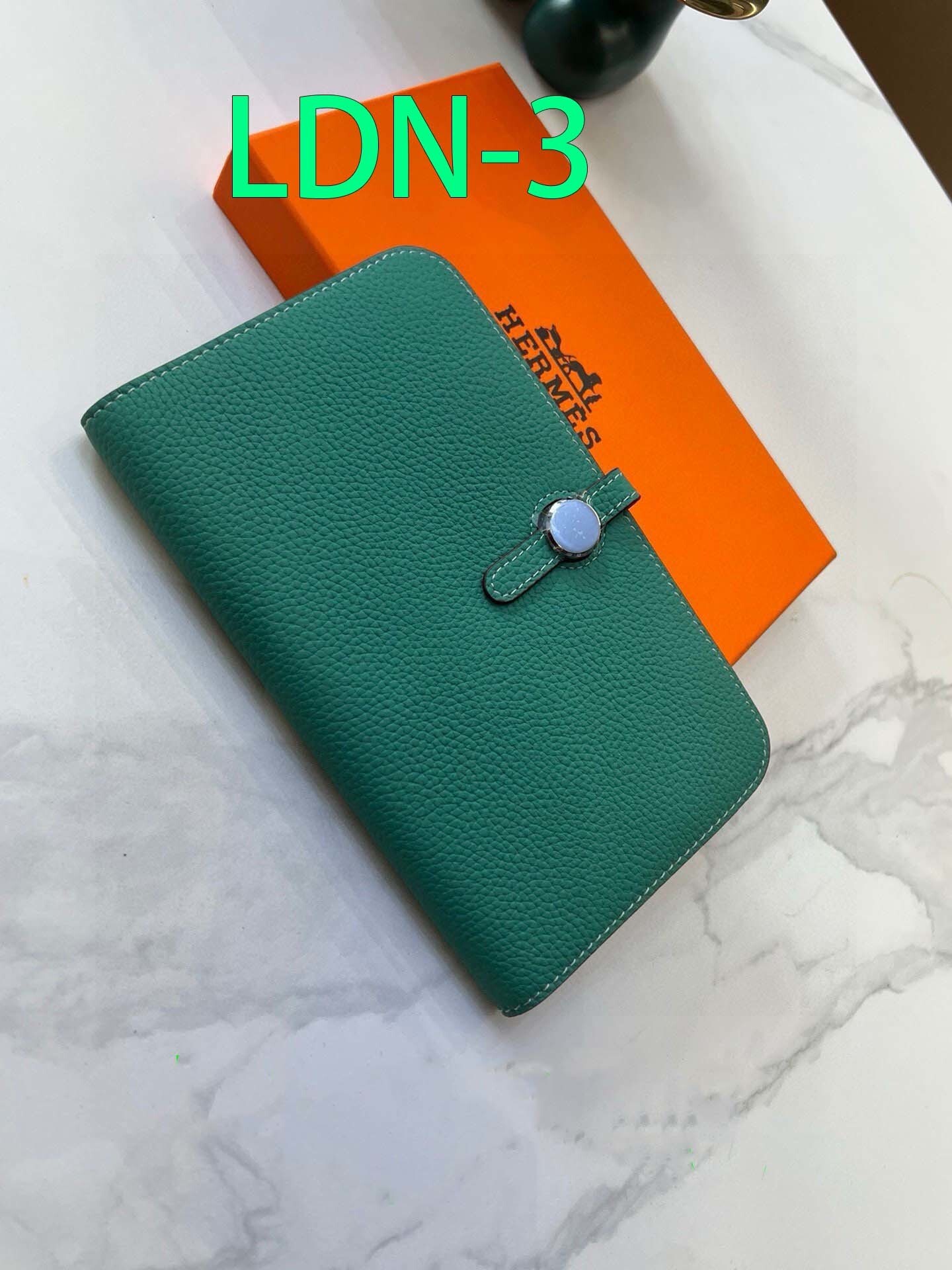 $54-LDN-755 HERM gallery