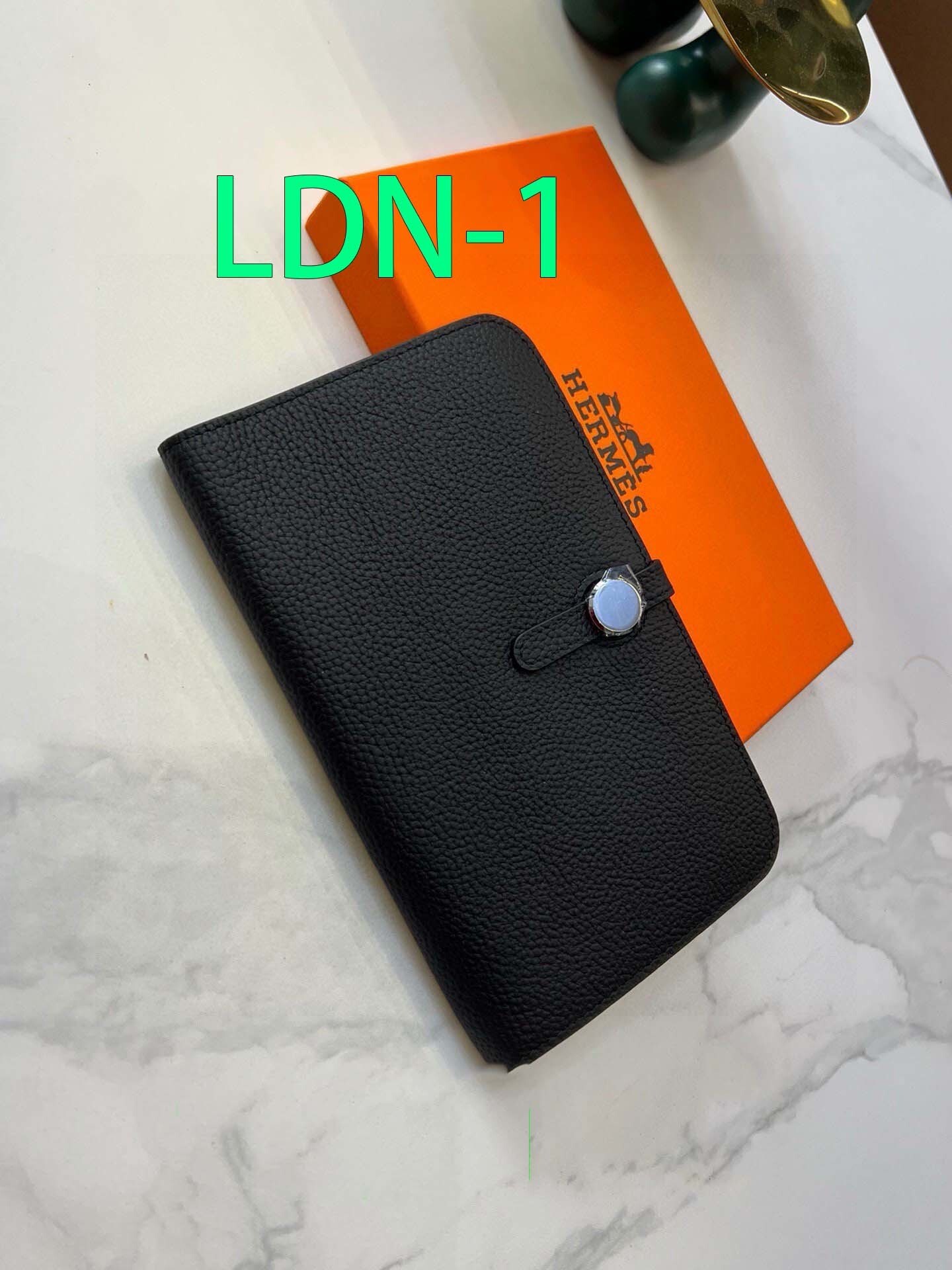 $54-LDN-755 HERM gallery