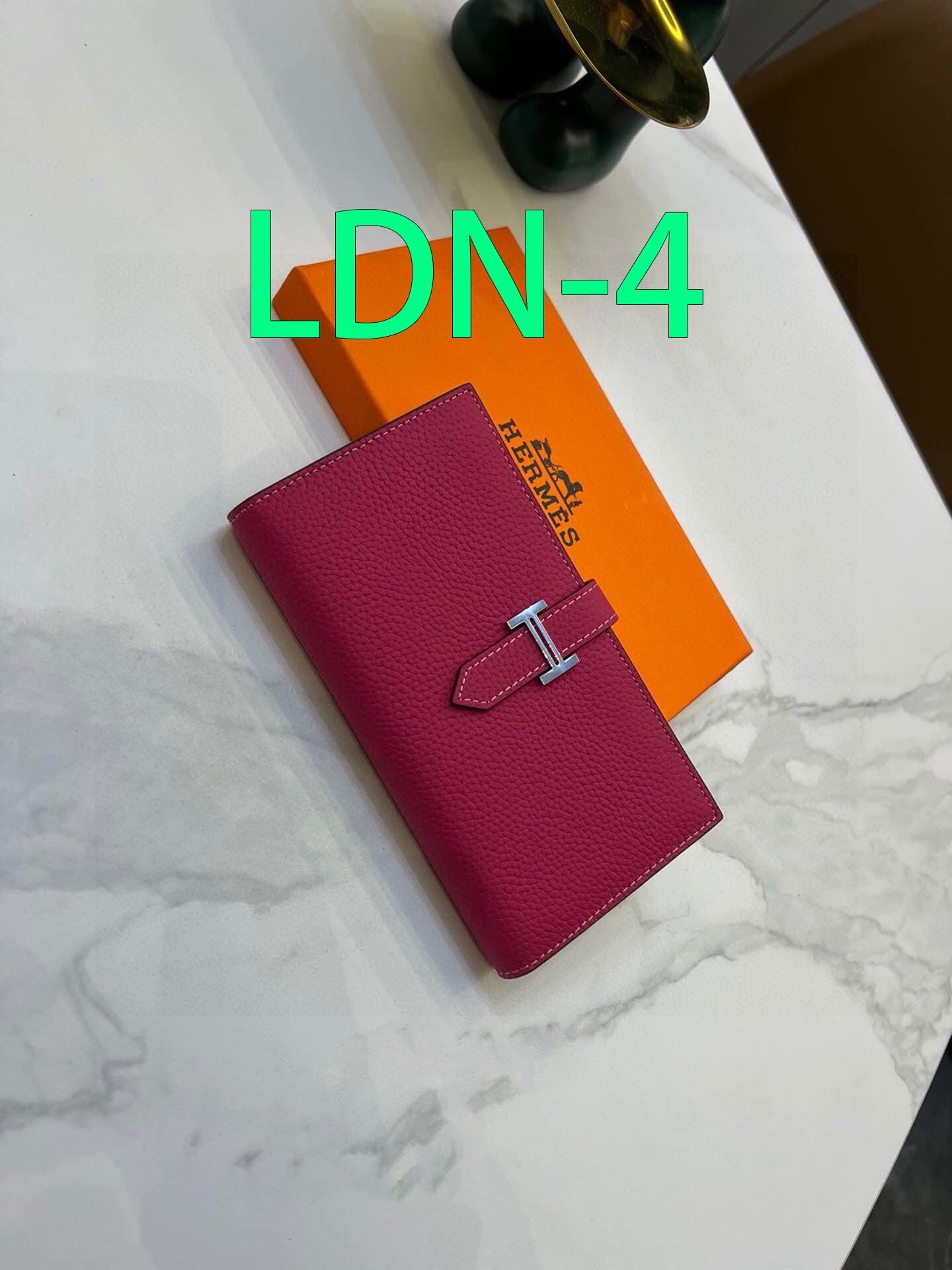 $54-LDN-756 HERM gallery