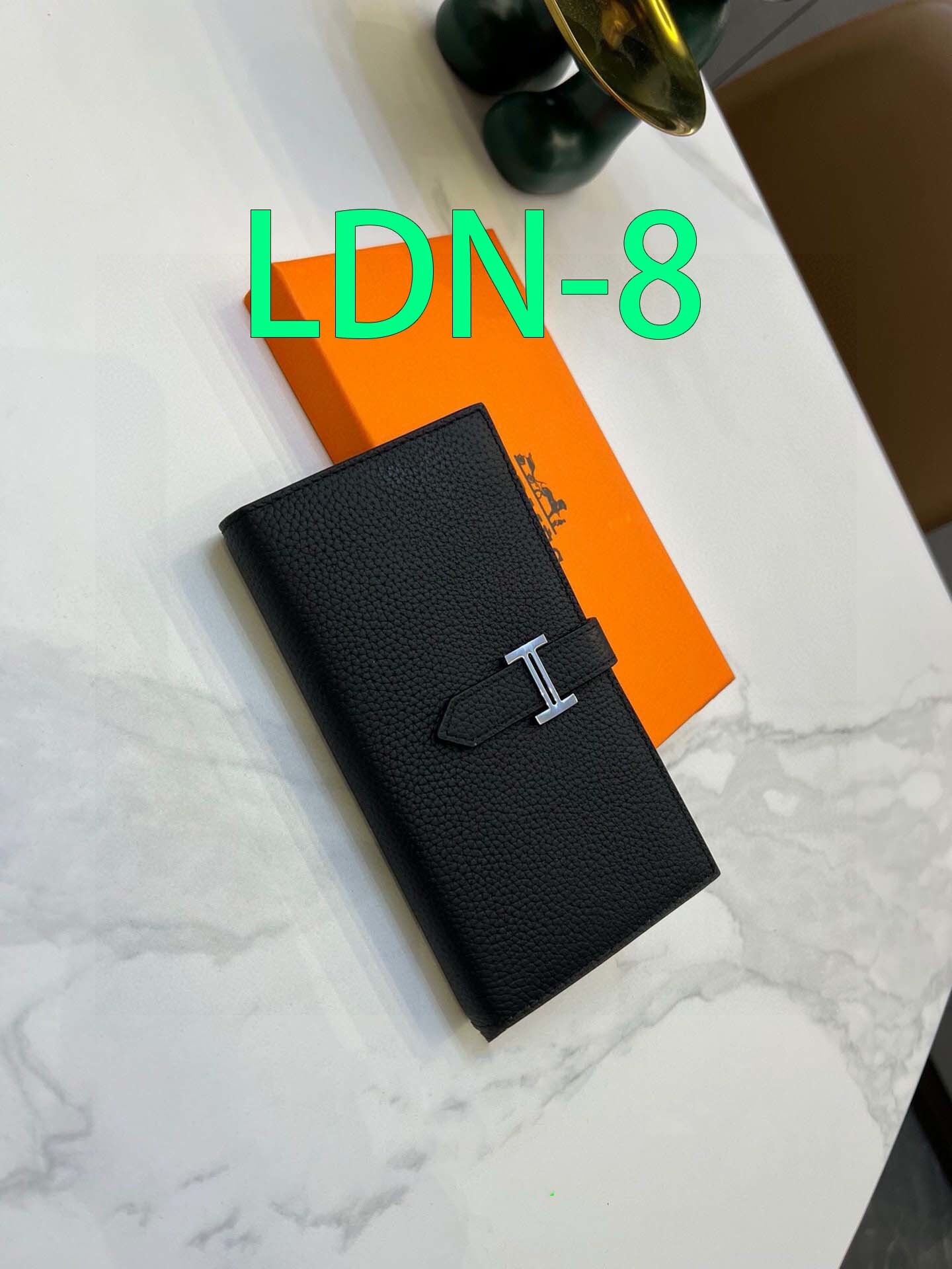 $54-LDN-756 HERM gallery