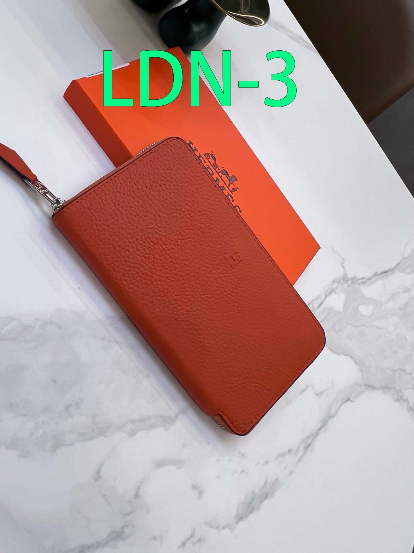 $54-LDN-758 HERM gallery