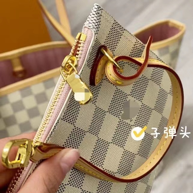 $54.56-LDN-293 LV gallery